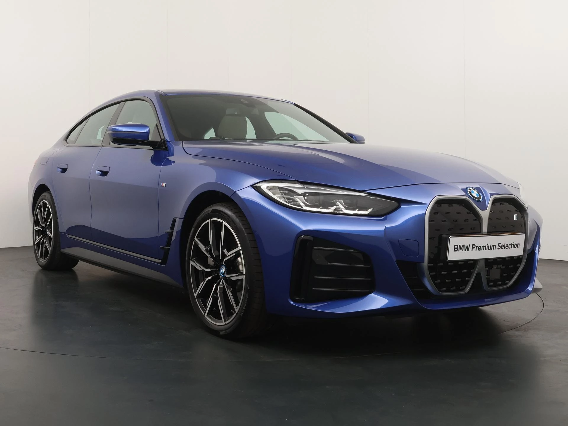 Hoofdafbeelding BMW i4