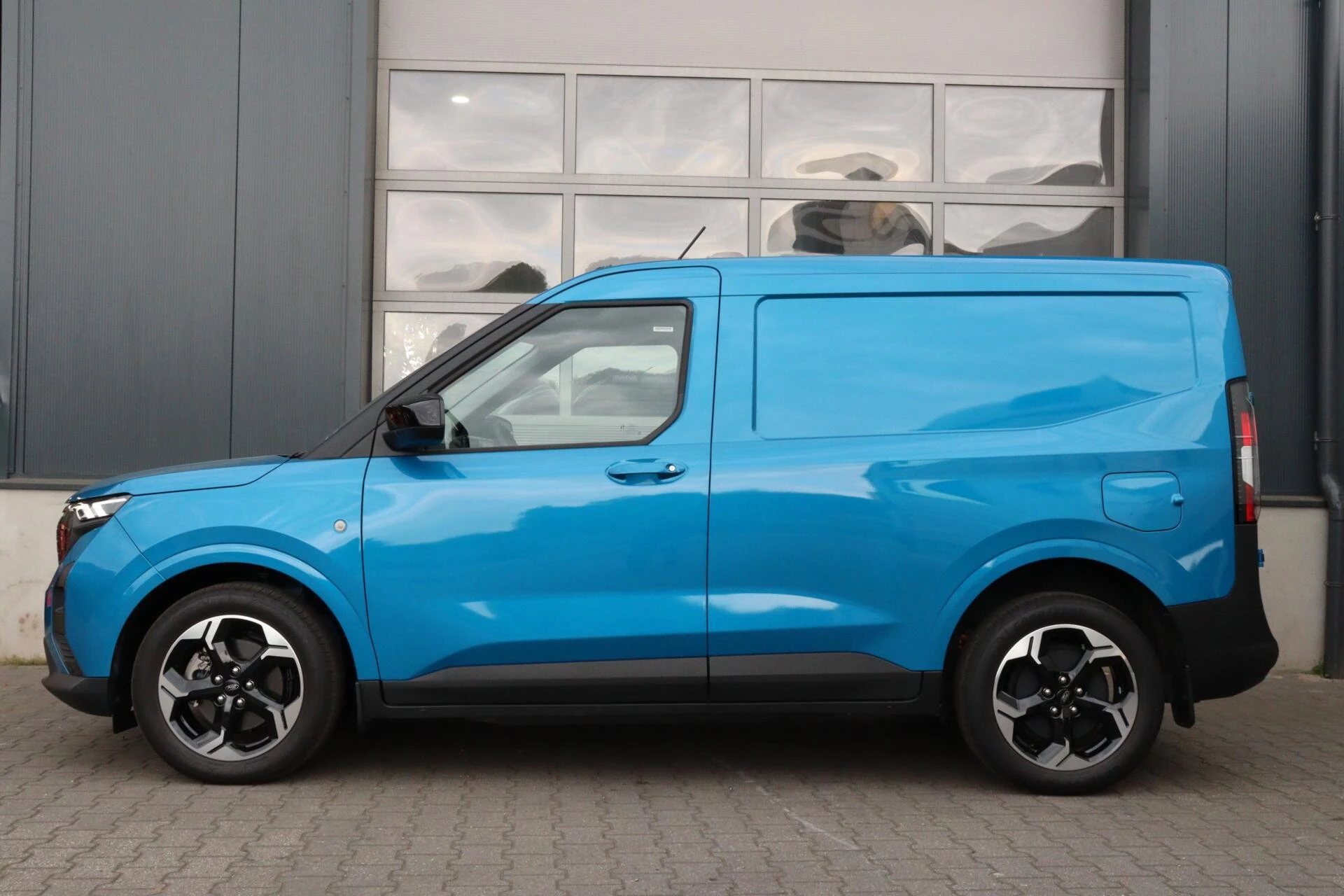 Hoofdafbeelding Ford E-Transit