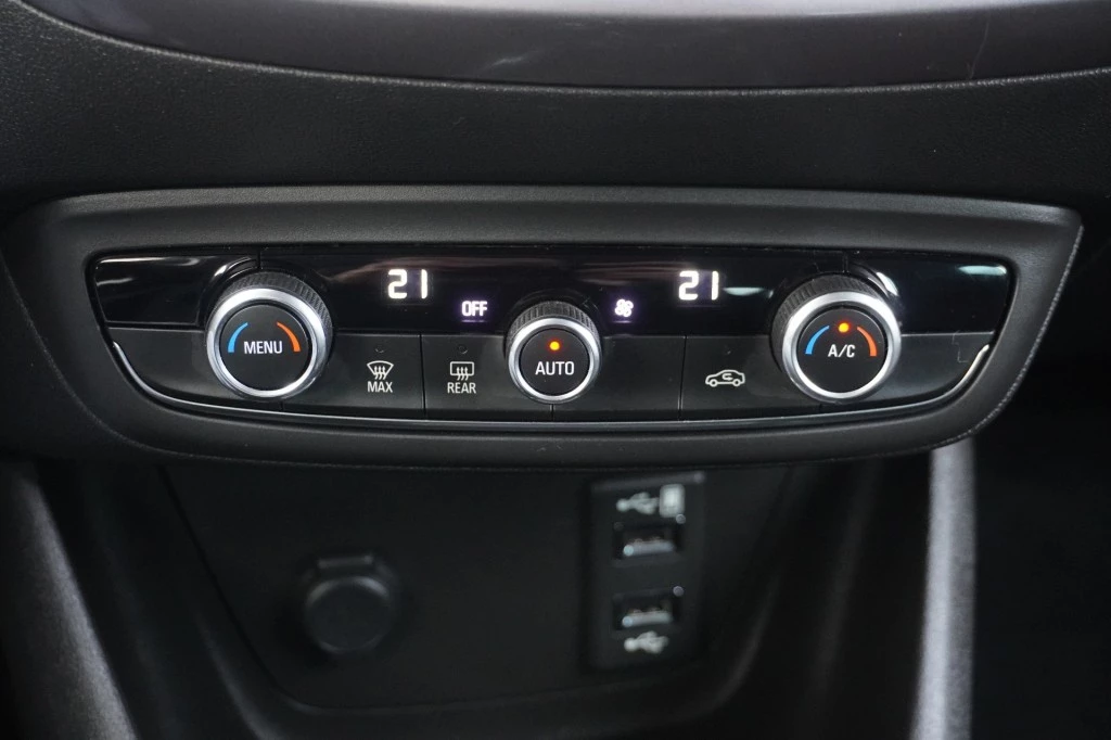 Hoofdafbeelding Opel Crossland X