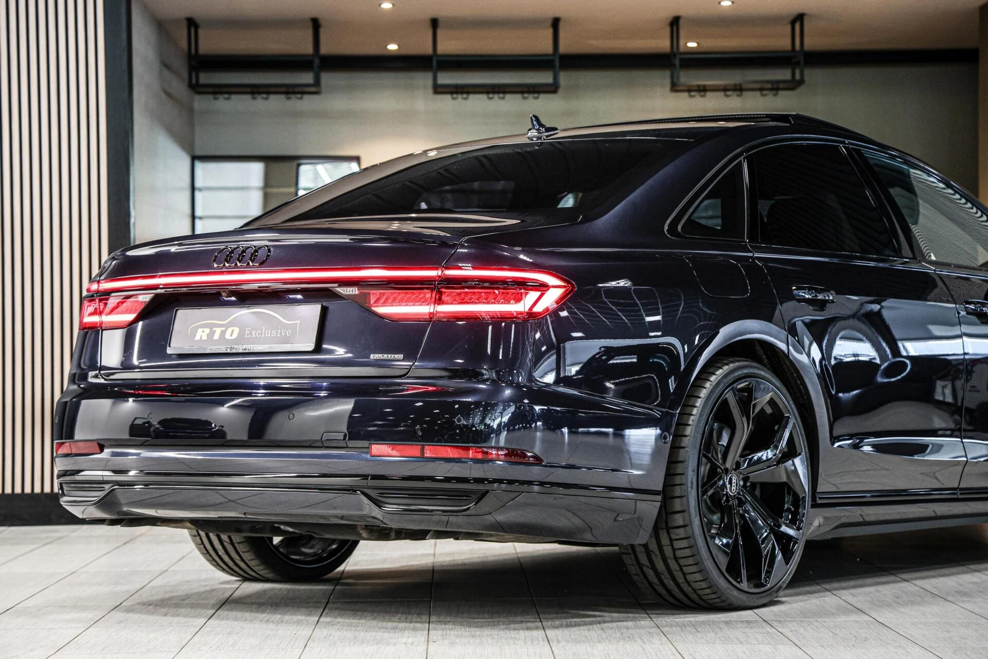 Hoofdafbeelding Audi A8