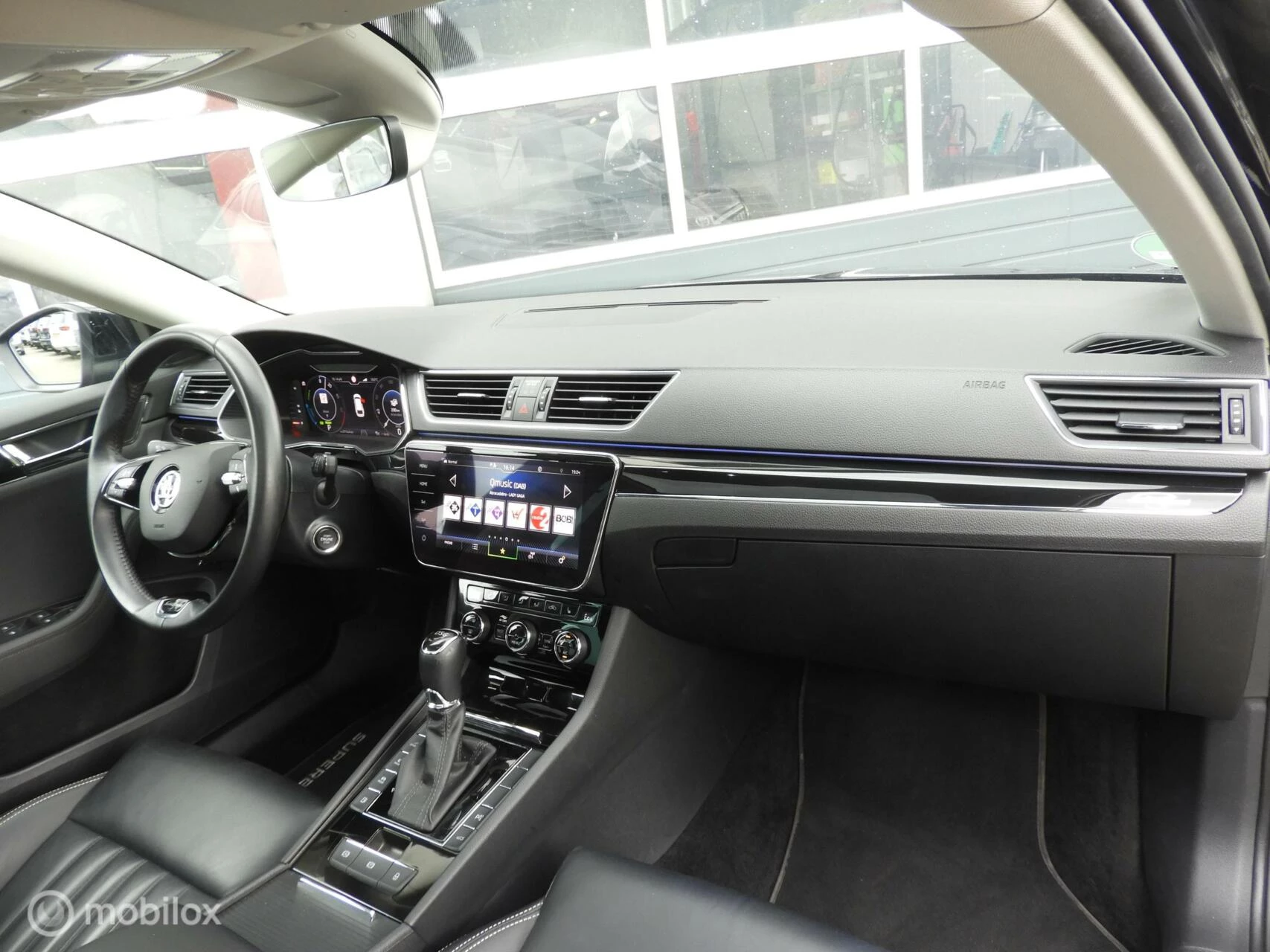 Hoofdafbeelding Škoda Superb