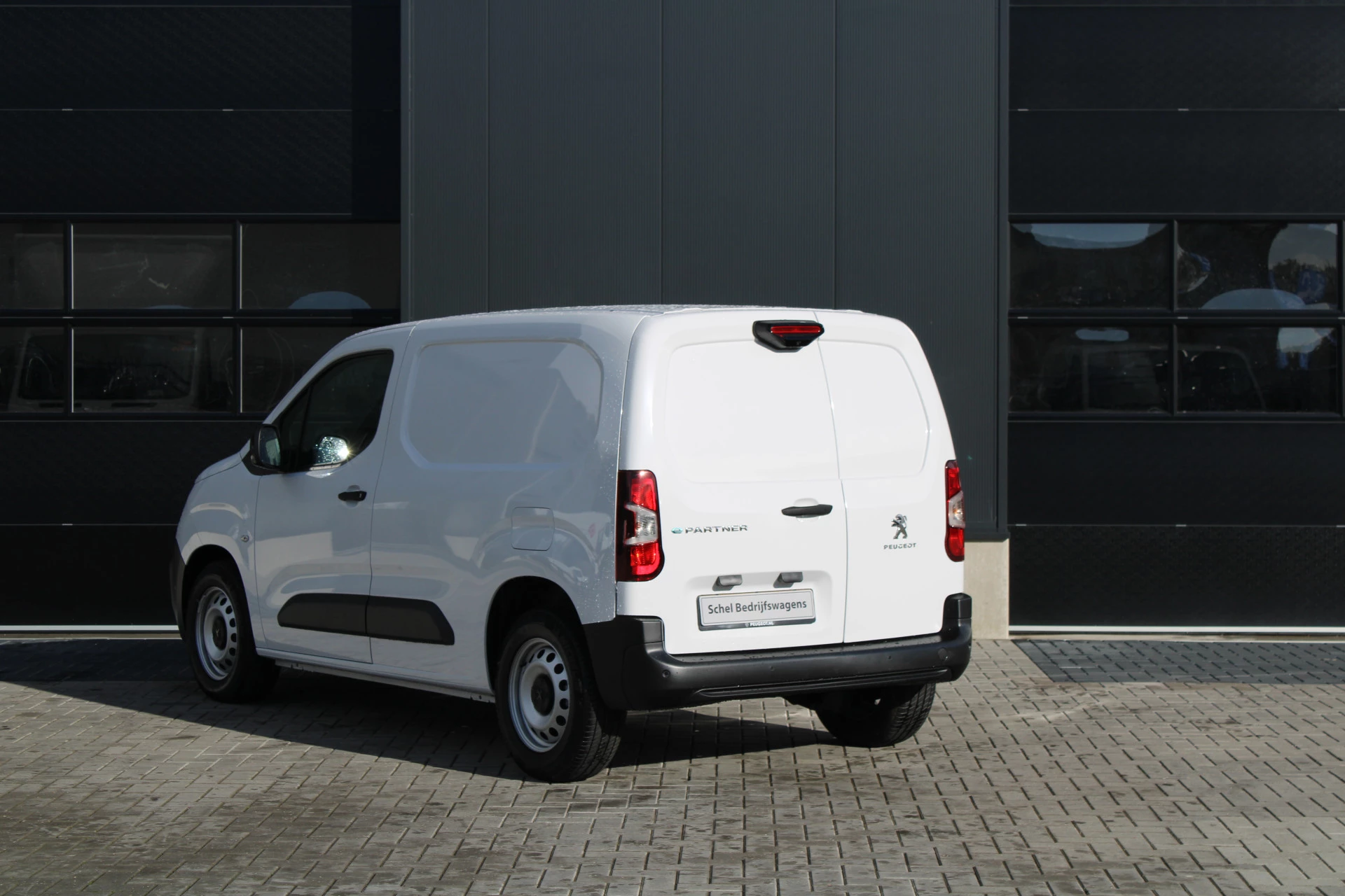 Hoofdafbeelding Peugeot Partner