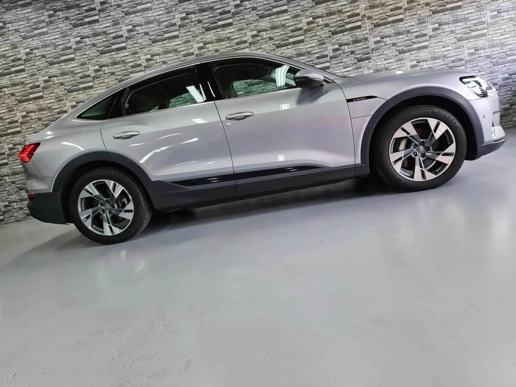 Hoofdafbeelding Audi e-tron