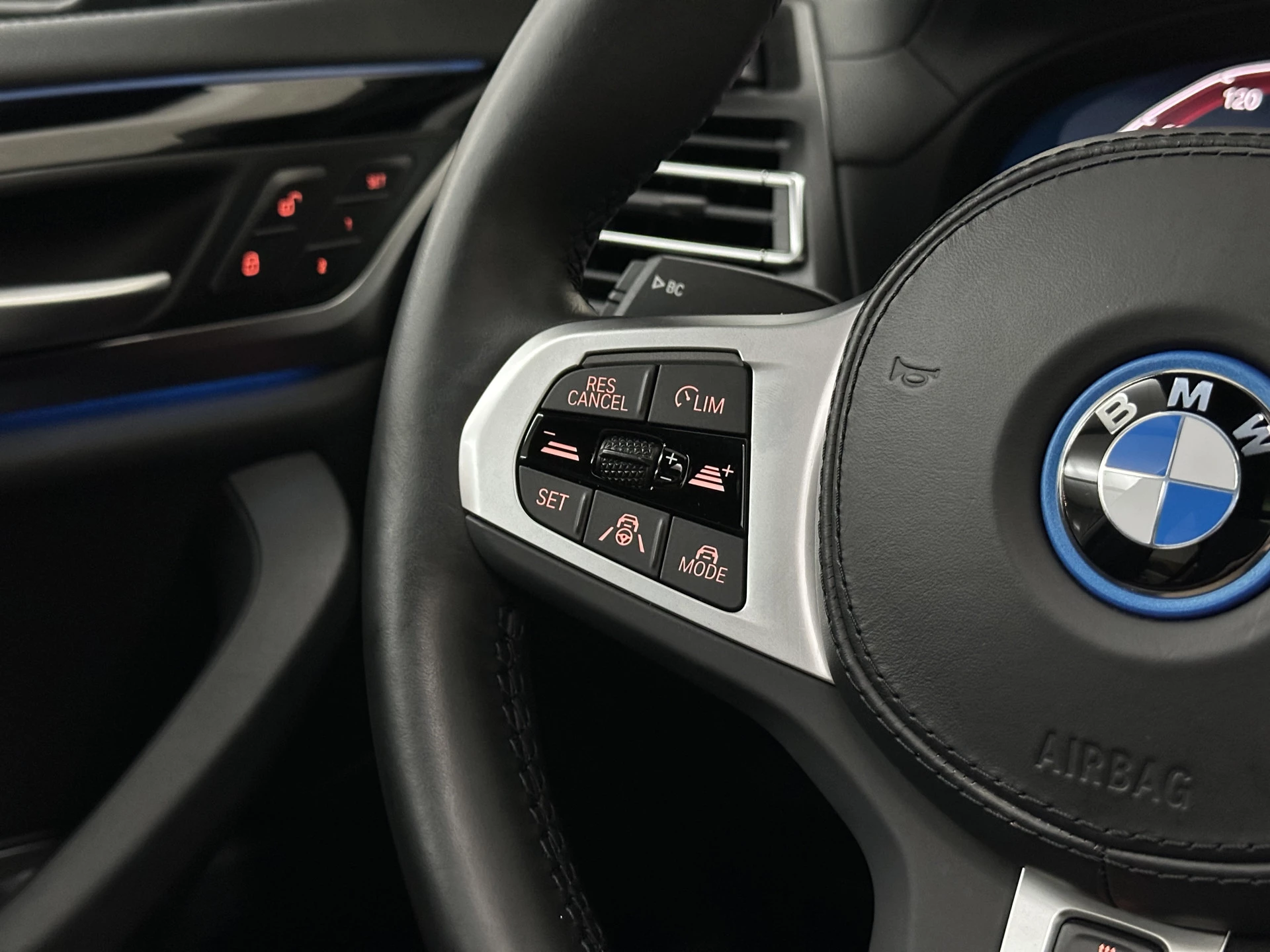 Hoofdafbeelding BMW iX3