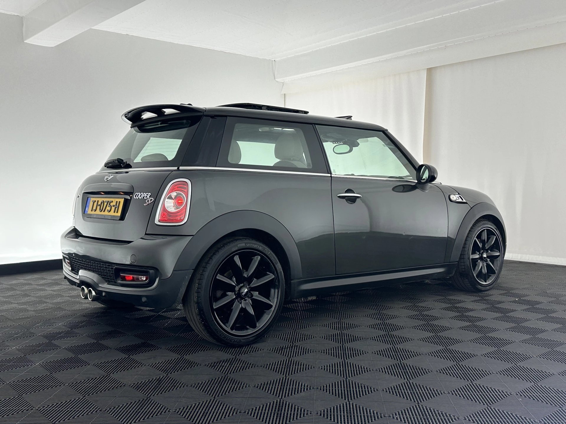 Hoofdafbeelding MINI Cooper