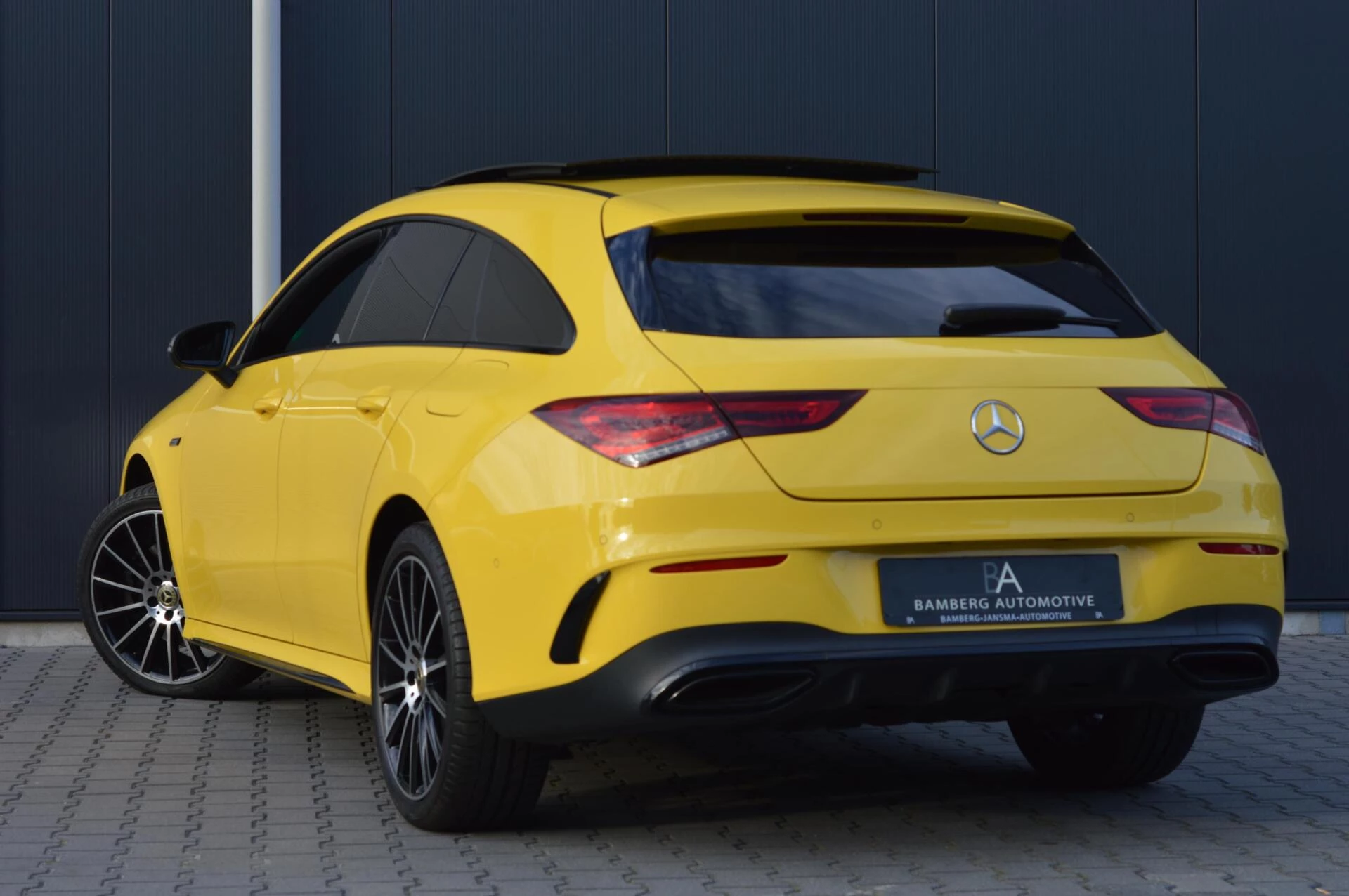 Hoofdafbeelding Mercedes-Benz CLA