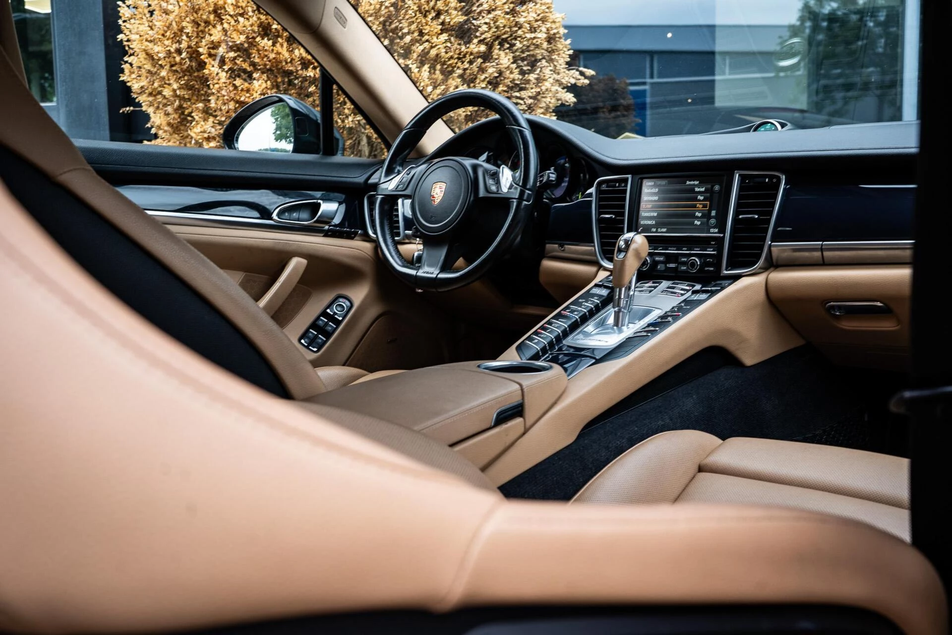 Hoofdafbeelding Porsche Panamera