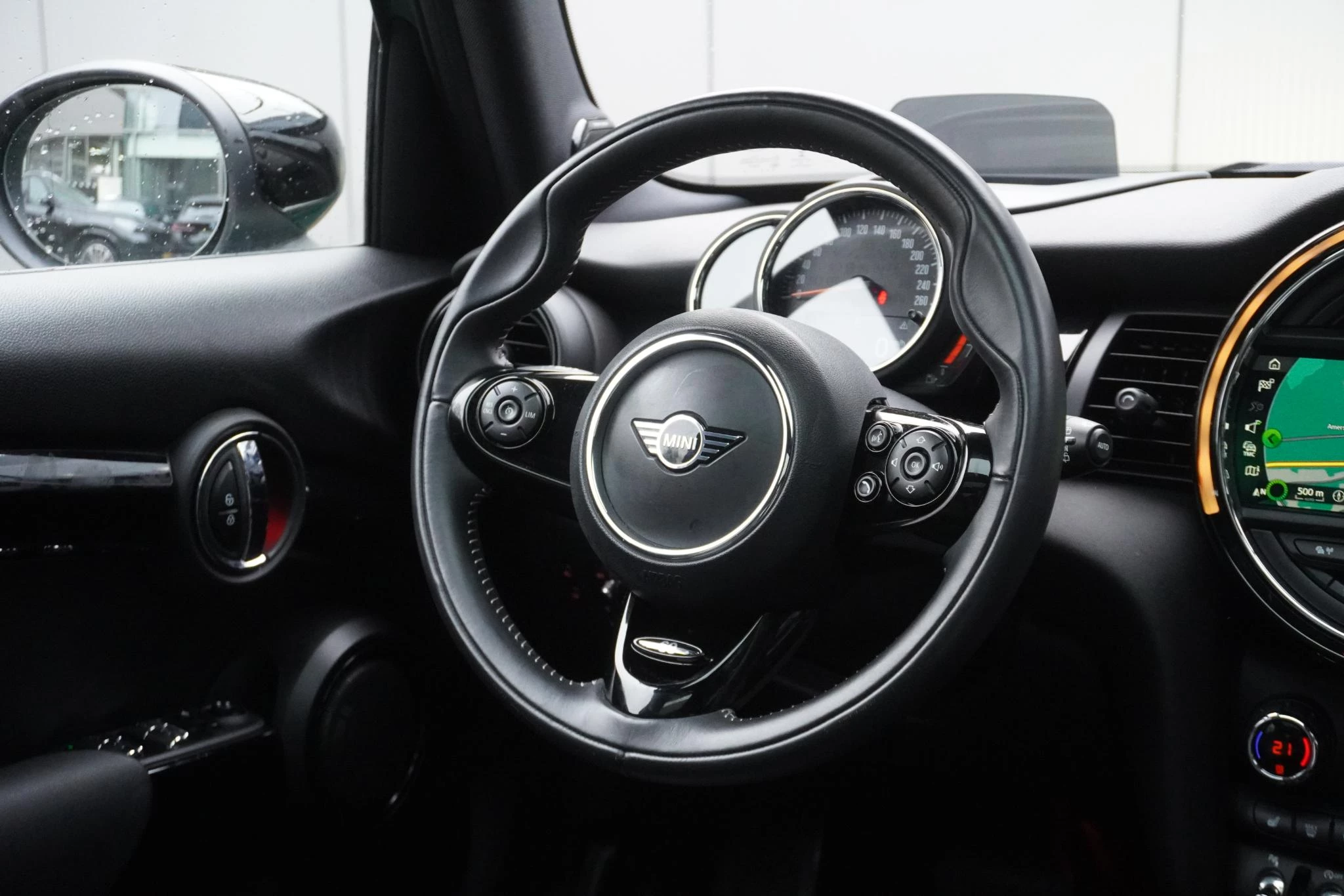 Hoofdafbeelding MINI 5-deurs