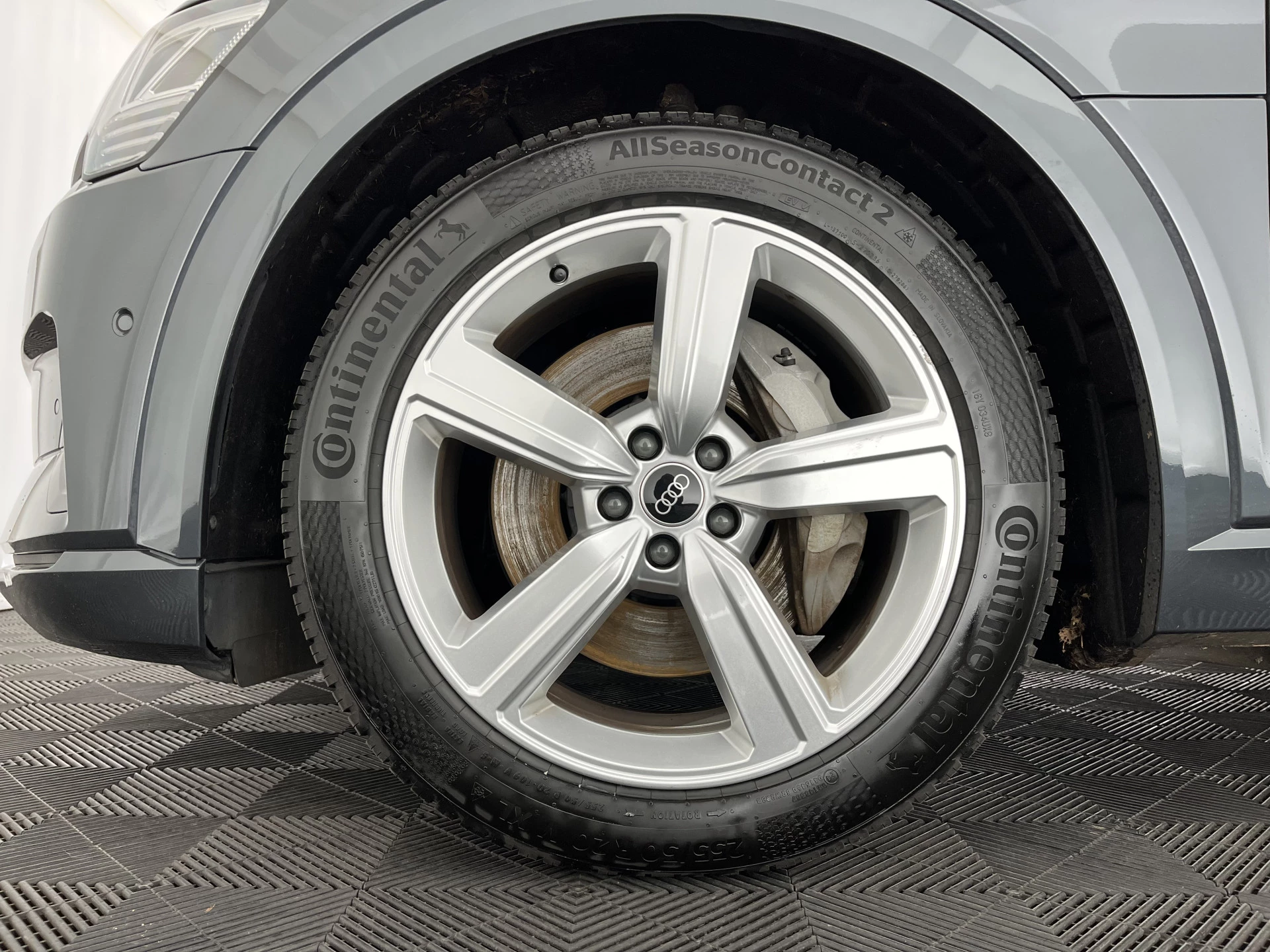 Hoofdafbeelding Audi e-tron