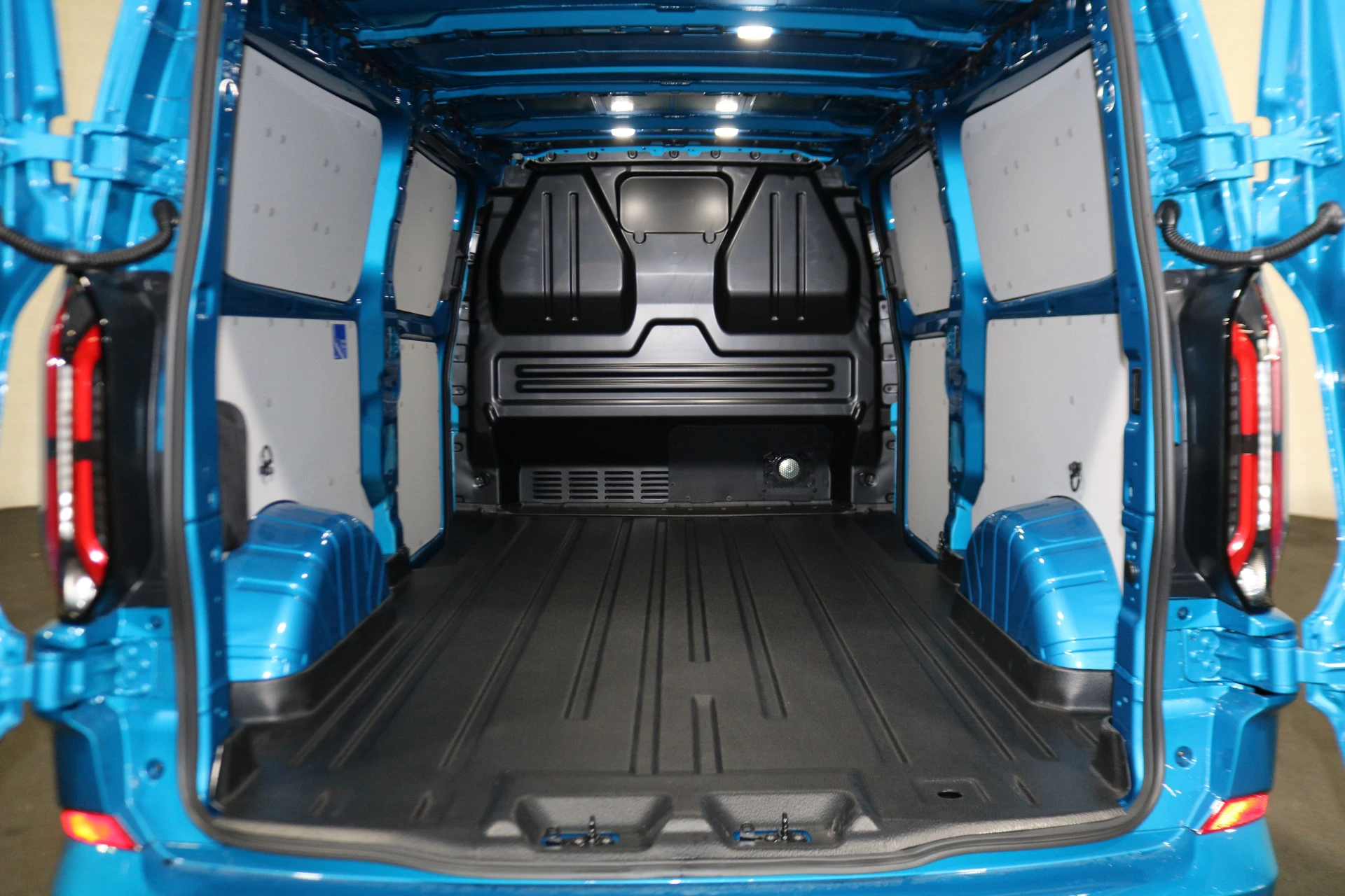 Hoofdafbeelding Ford E-Transit Custom