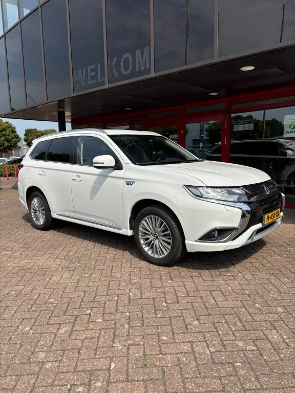Hoofdafbeelding Mitsubishi Outlander