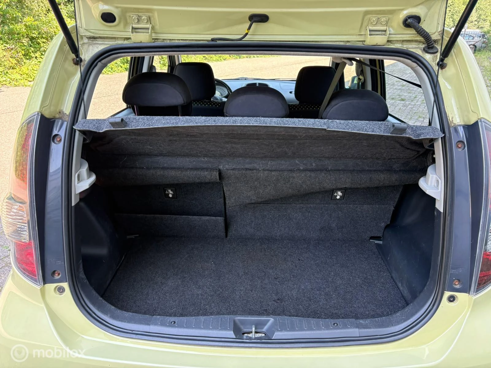 Hoofdafbeelding Daihatsu Sirion