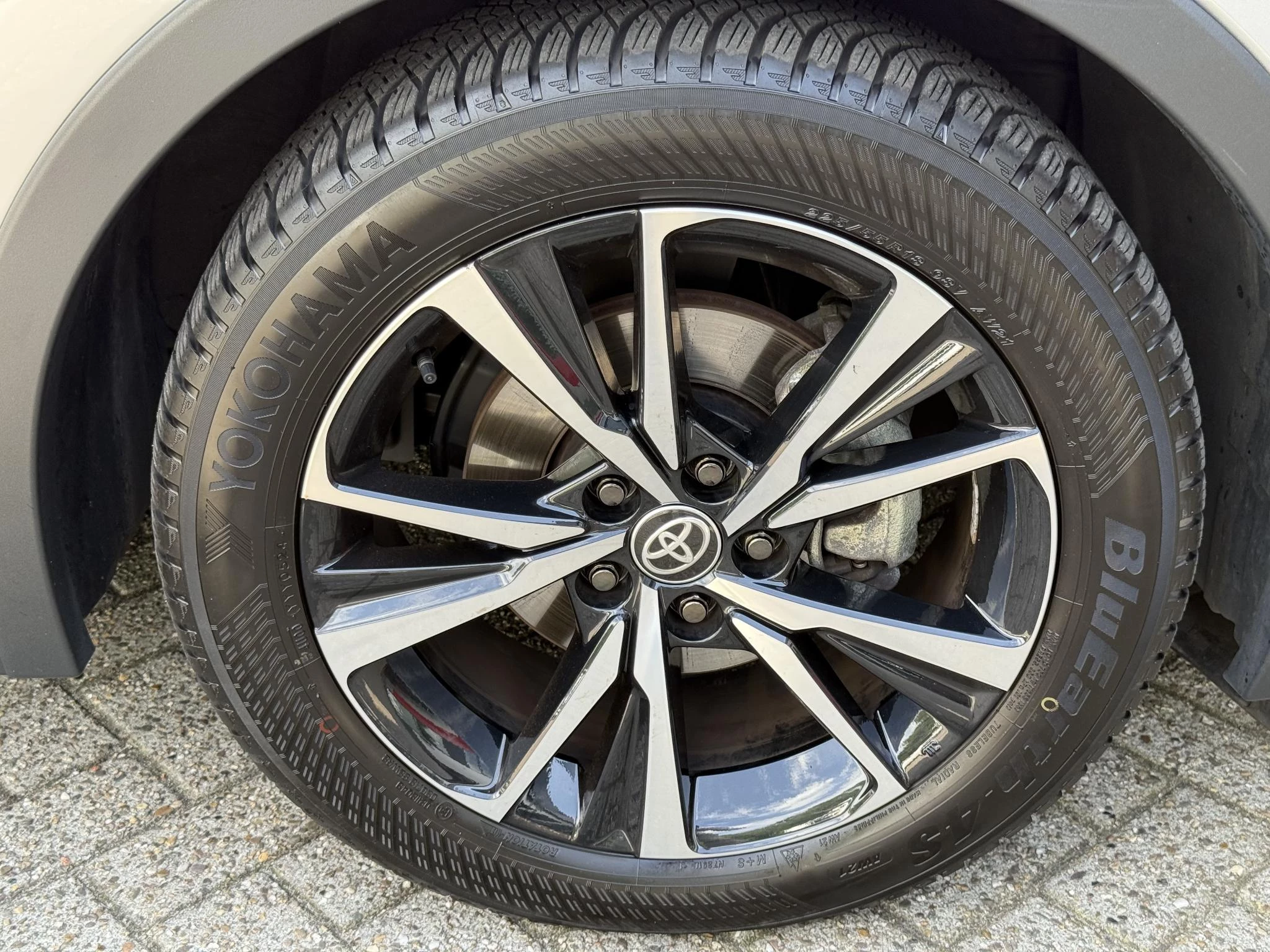 Hoofdafbeelding Toyota C-HR