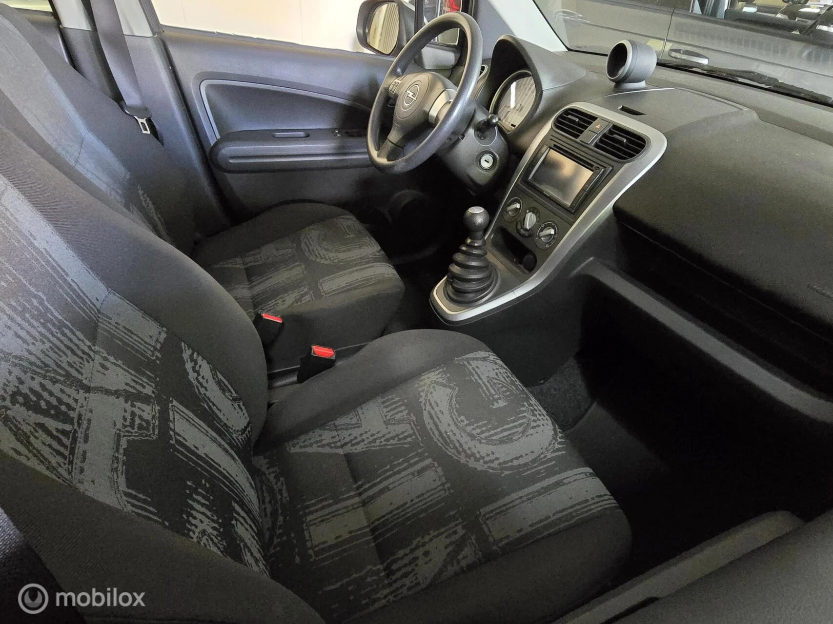 Hoofdafbeelding Opel Agila