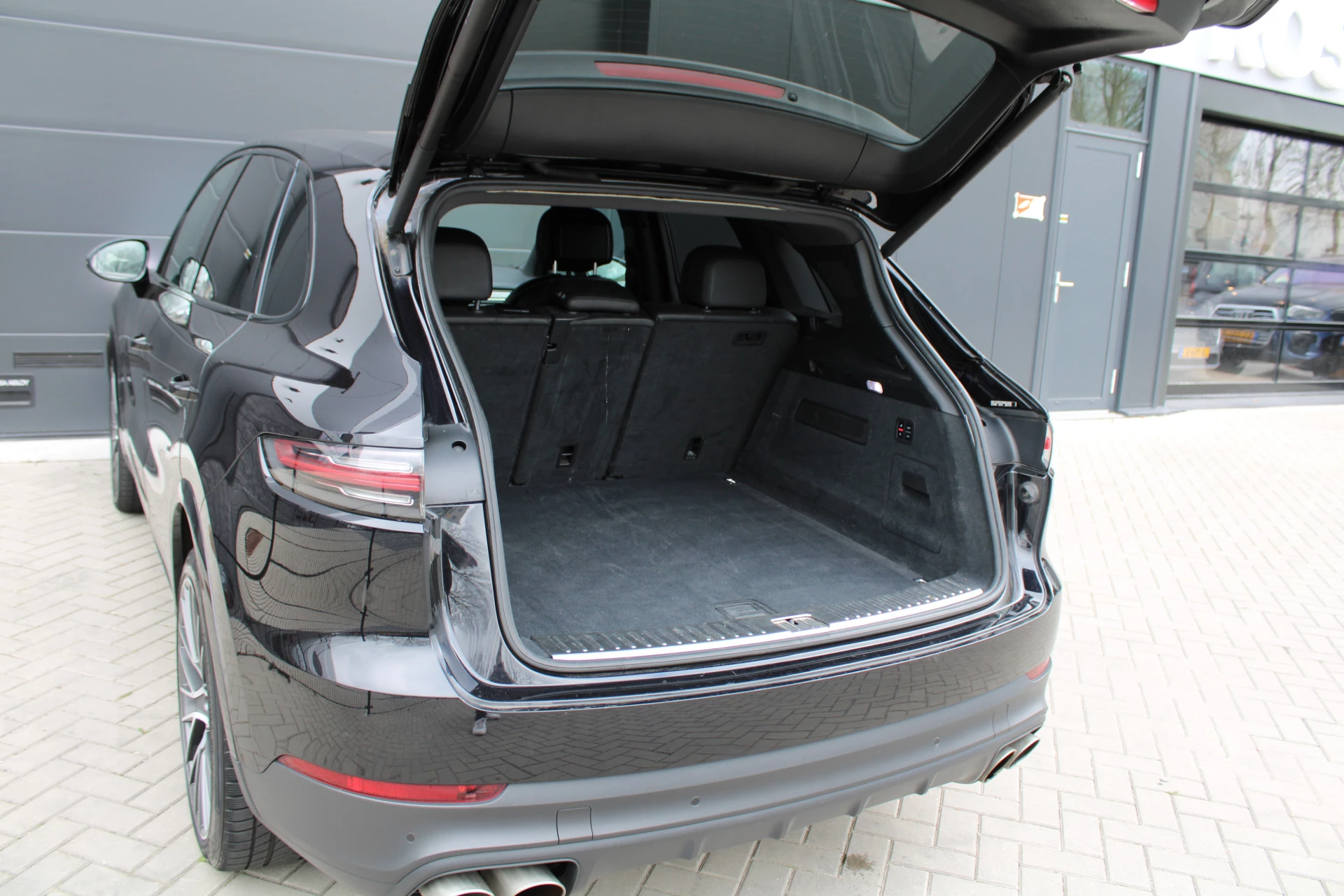 Hoofdafbeelding Porsche Cayenne