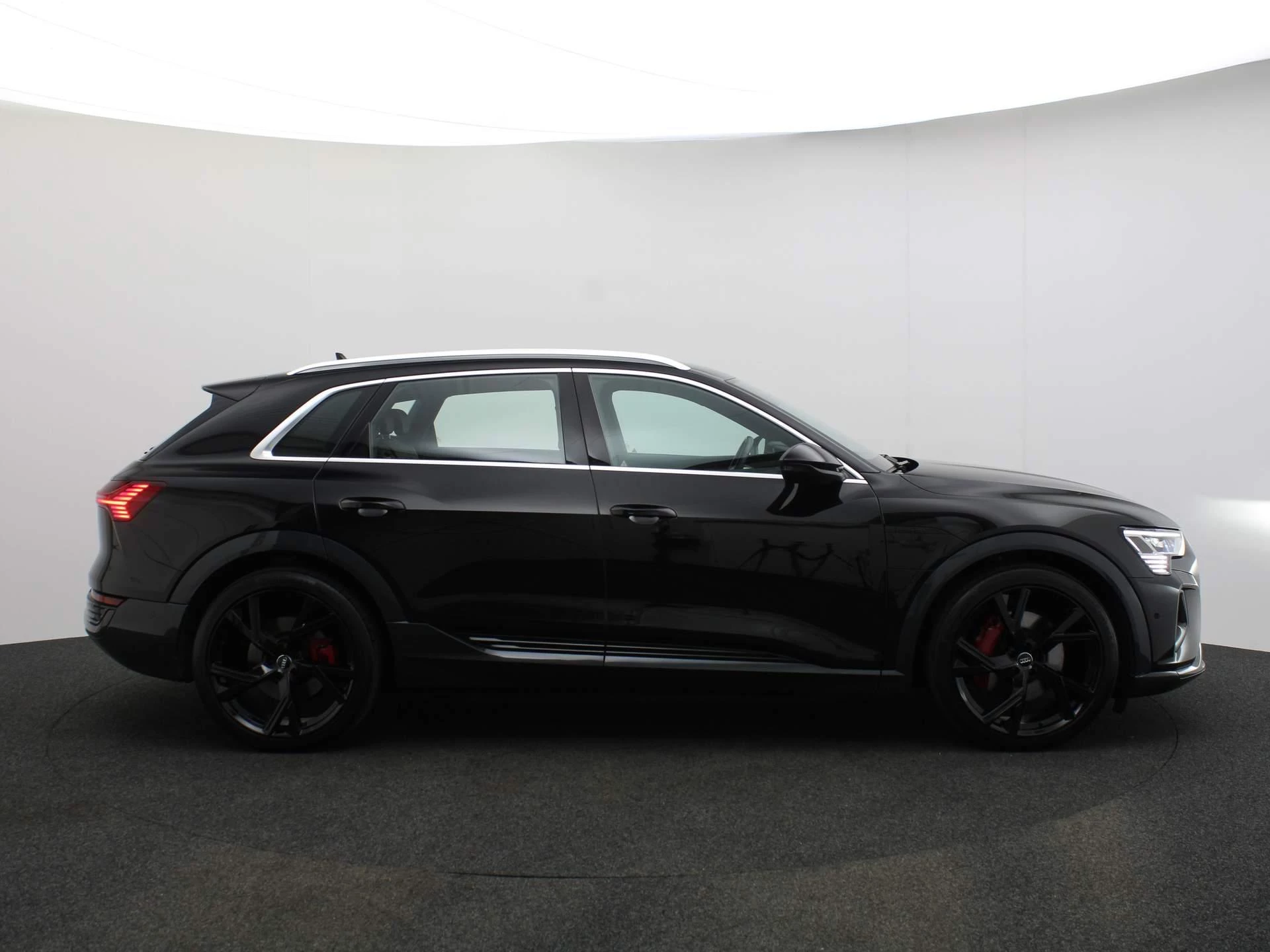 Hoofdafbeelding Audi Q8 e-tron