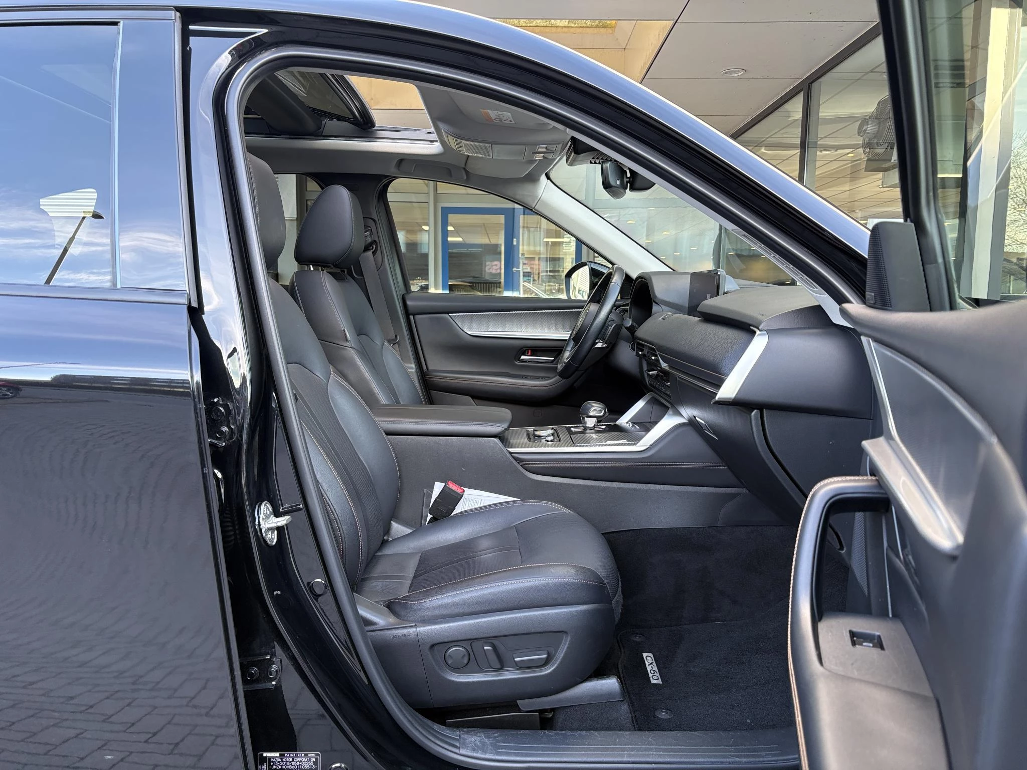 Hoofdafbeelding Mazda CX-60