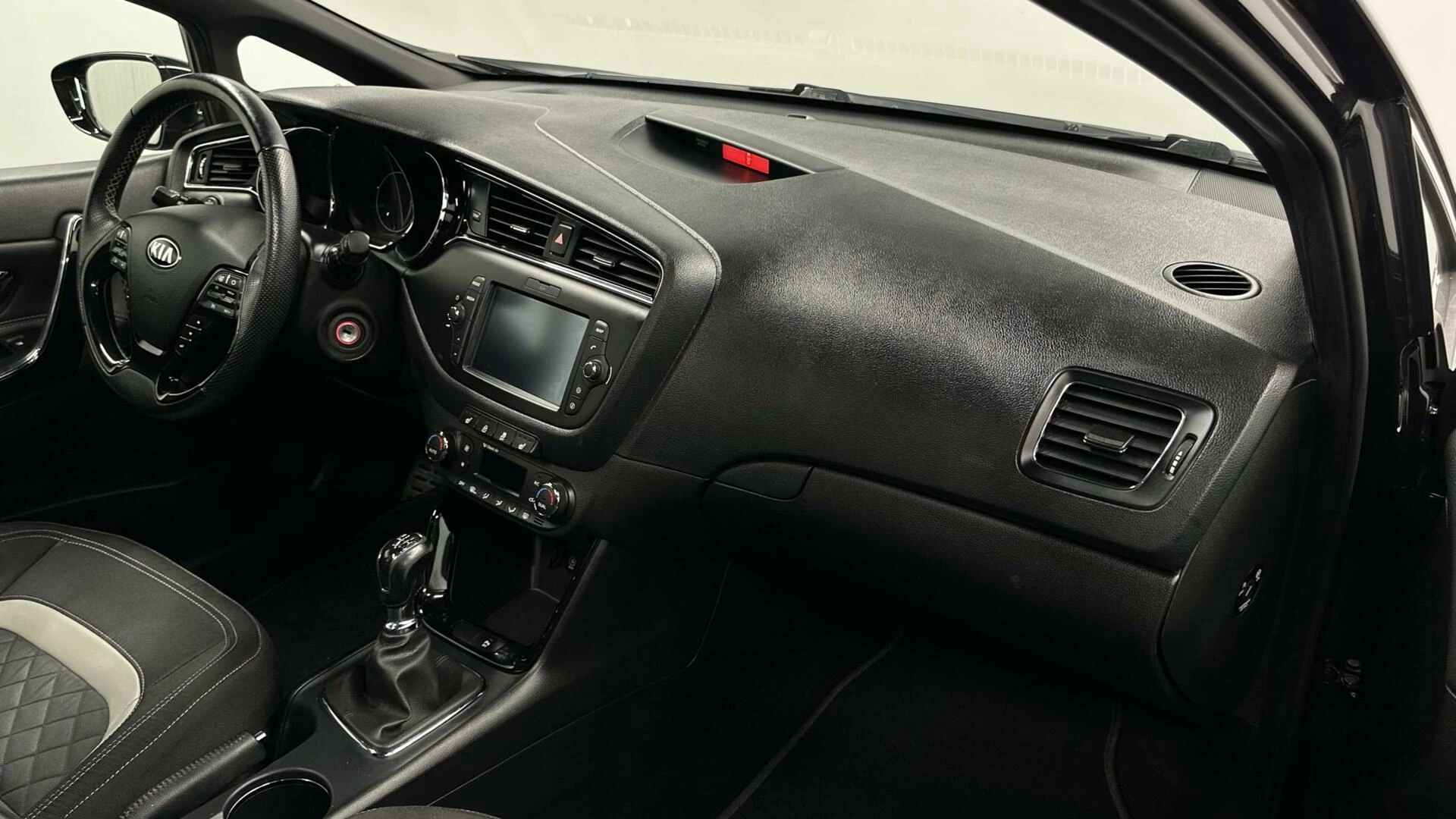 Hoofdafbeelding Kia cee'd