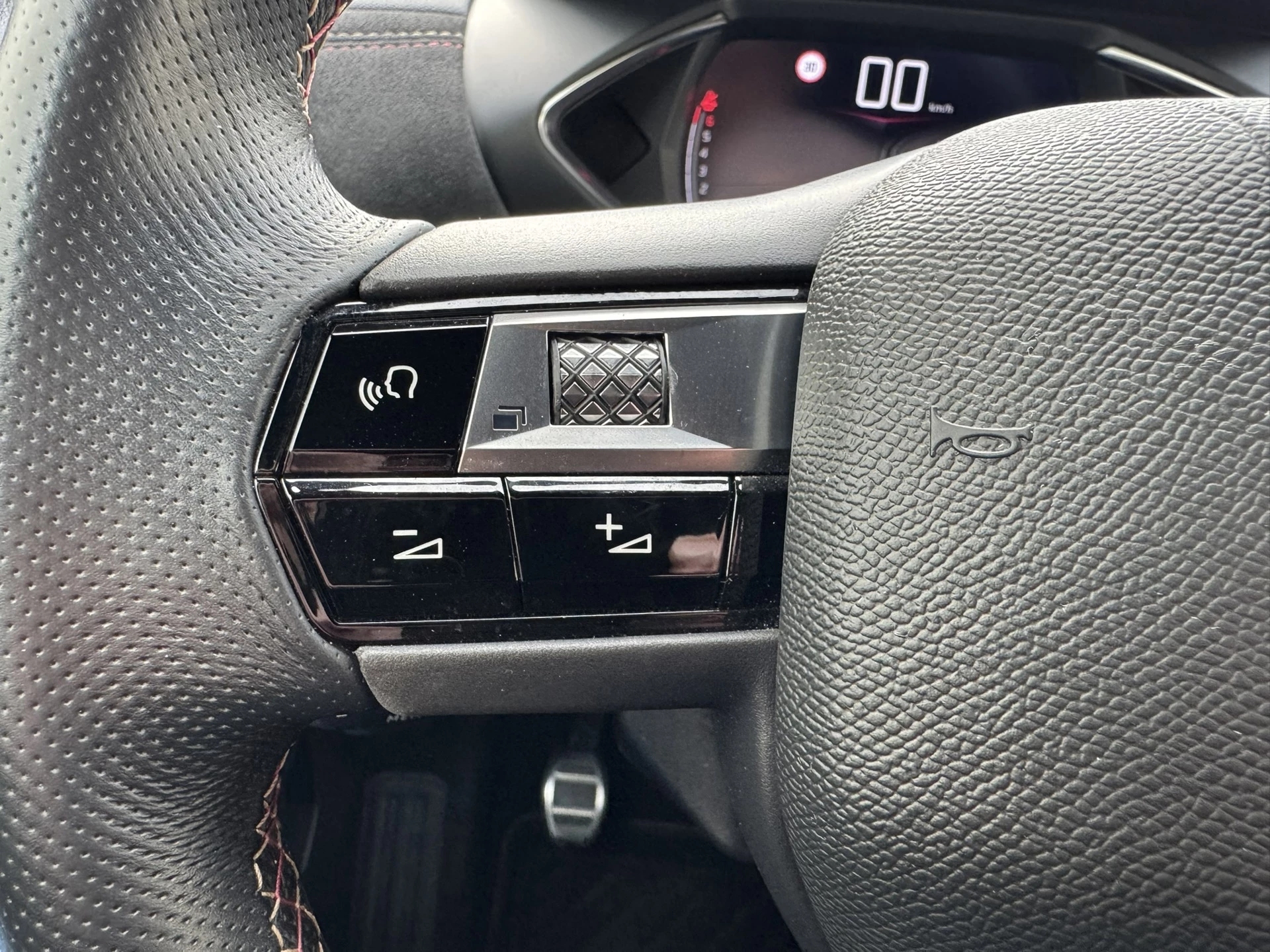 Hoofdafbeelding DS DS 3