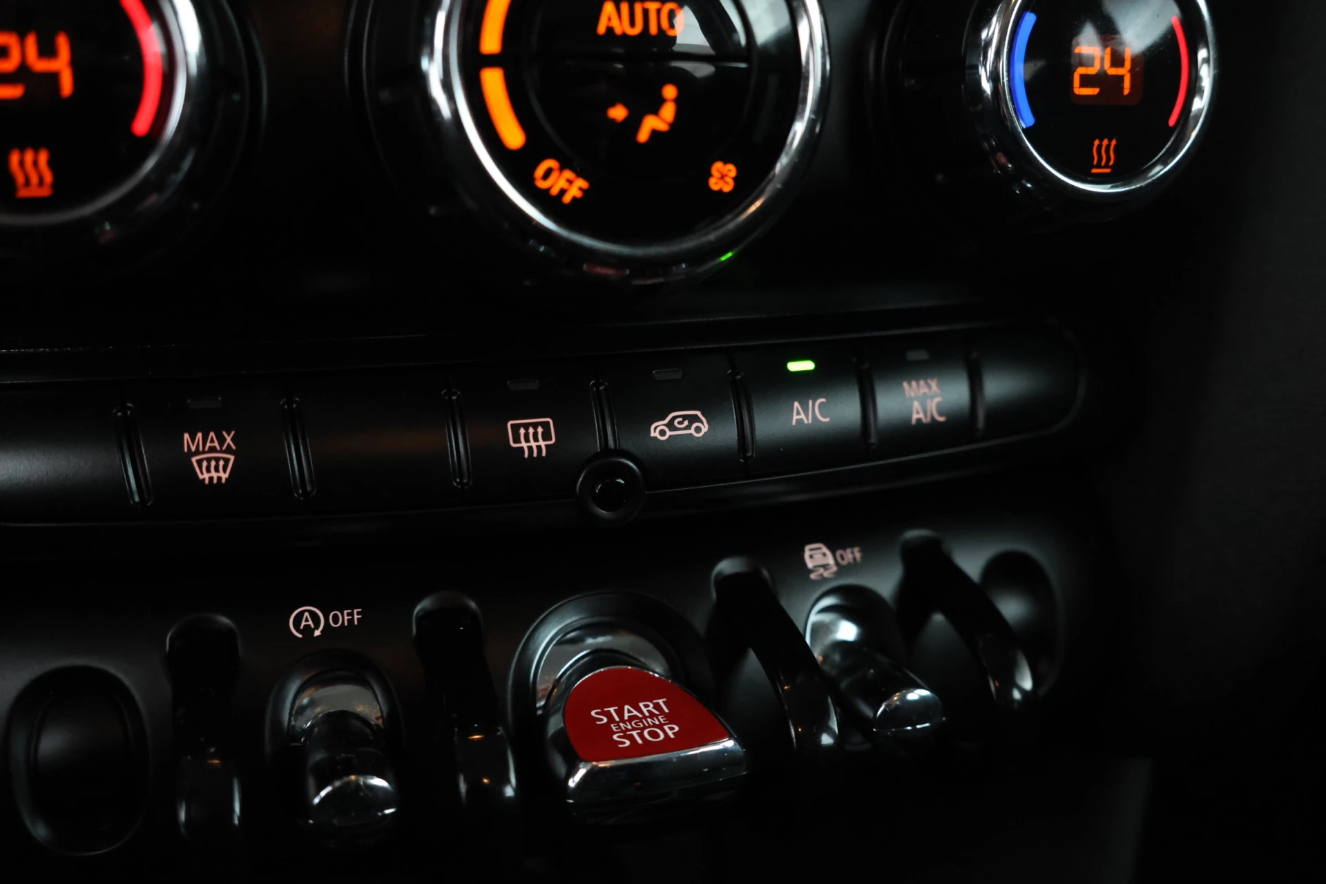 Hoofdafbeelding MINI One