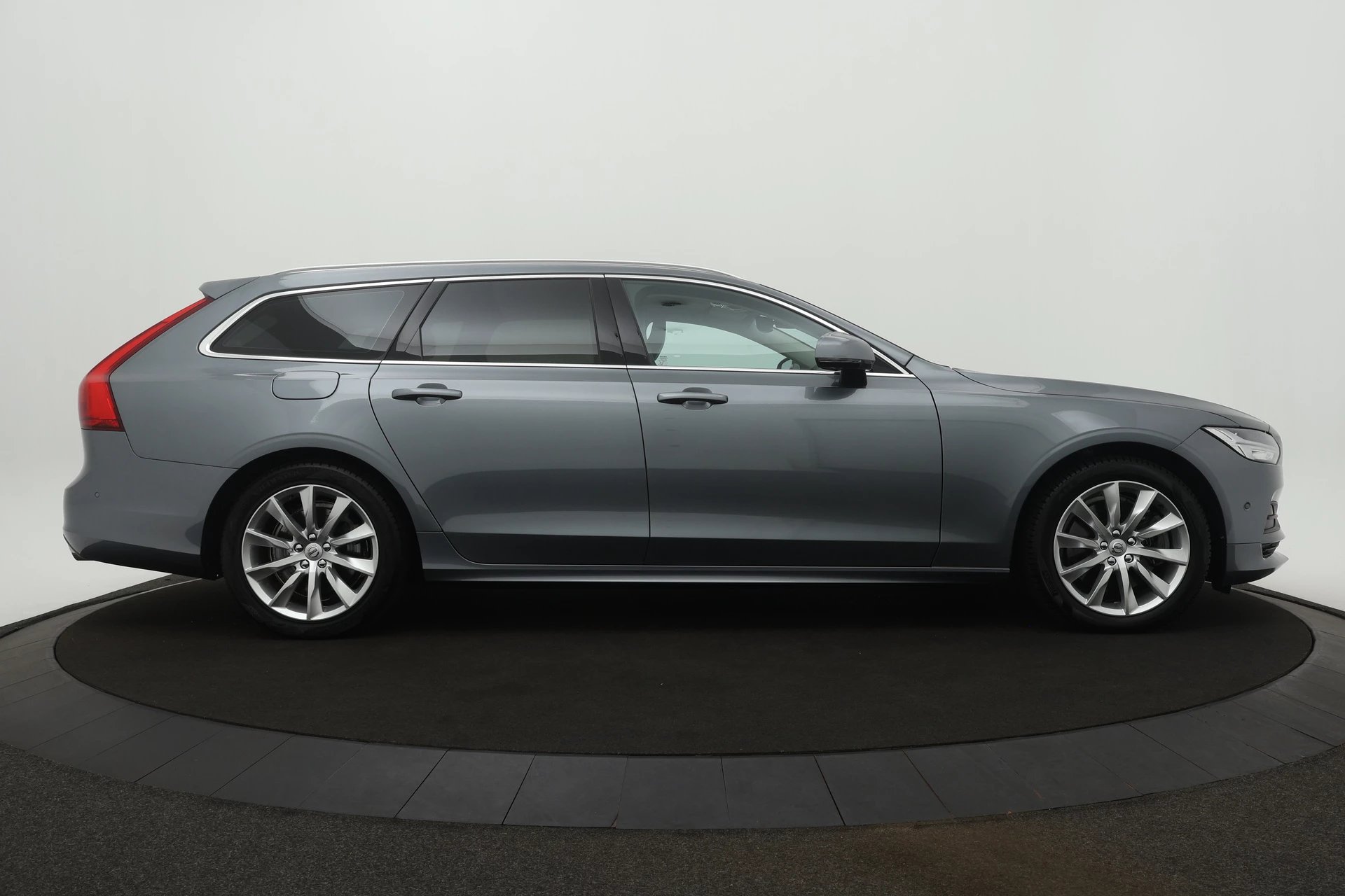 Hoofdafbeelding Volvo V90