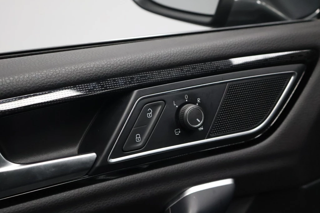 Hoofdafbeelding Volkswagen Golf Sportsvan