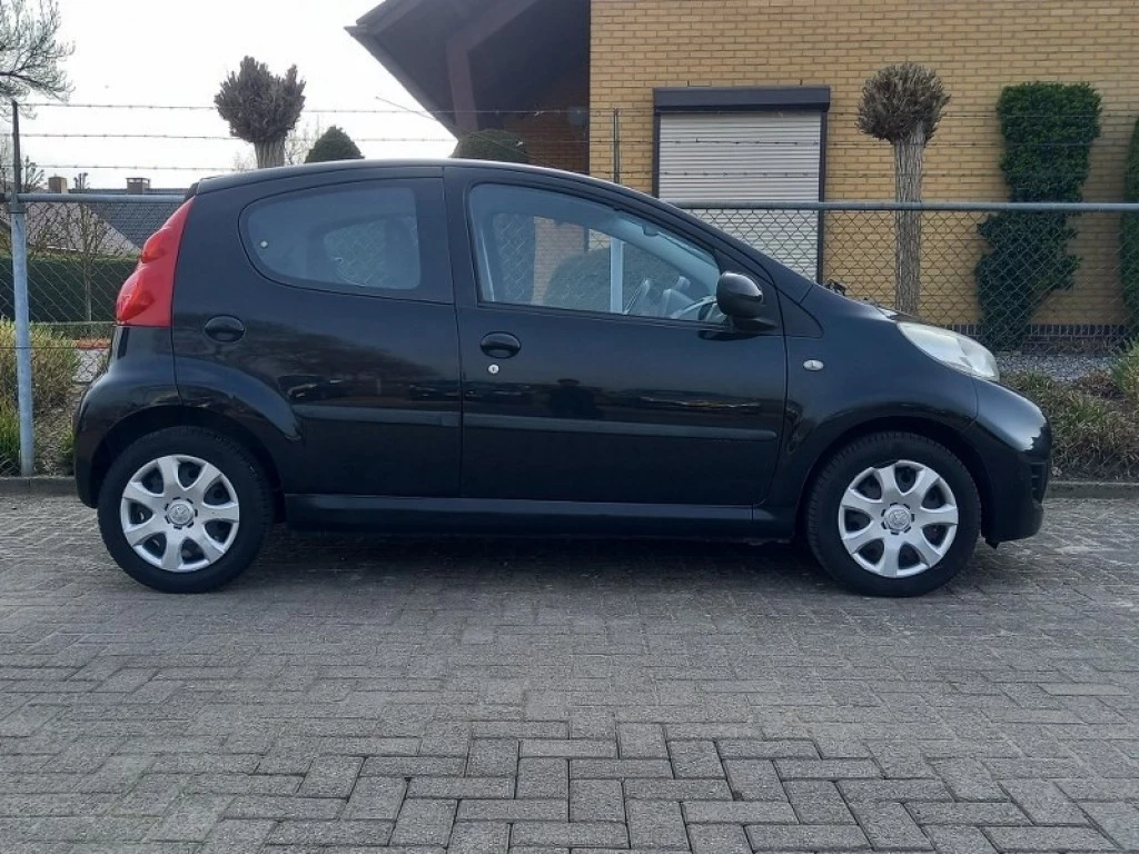 Hoofdafbeelding Peugeot 107