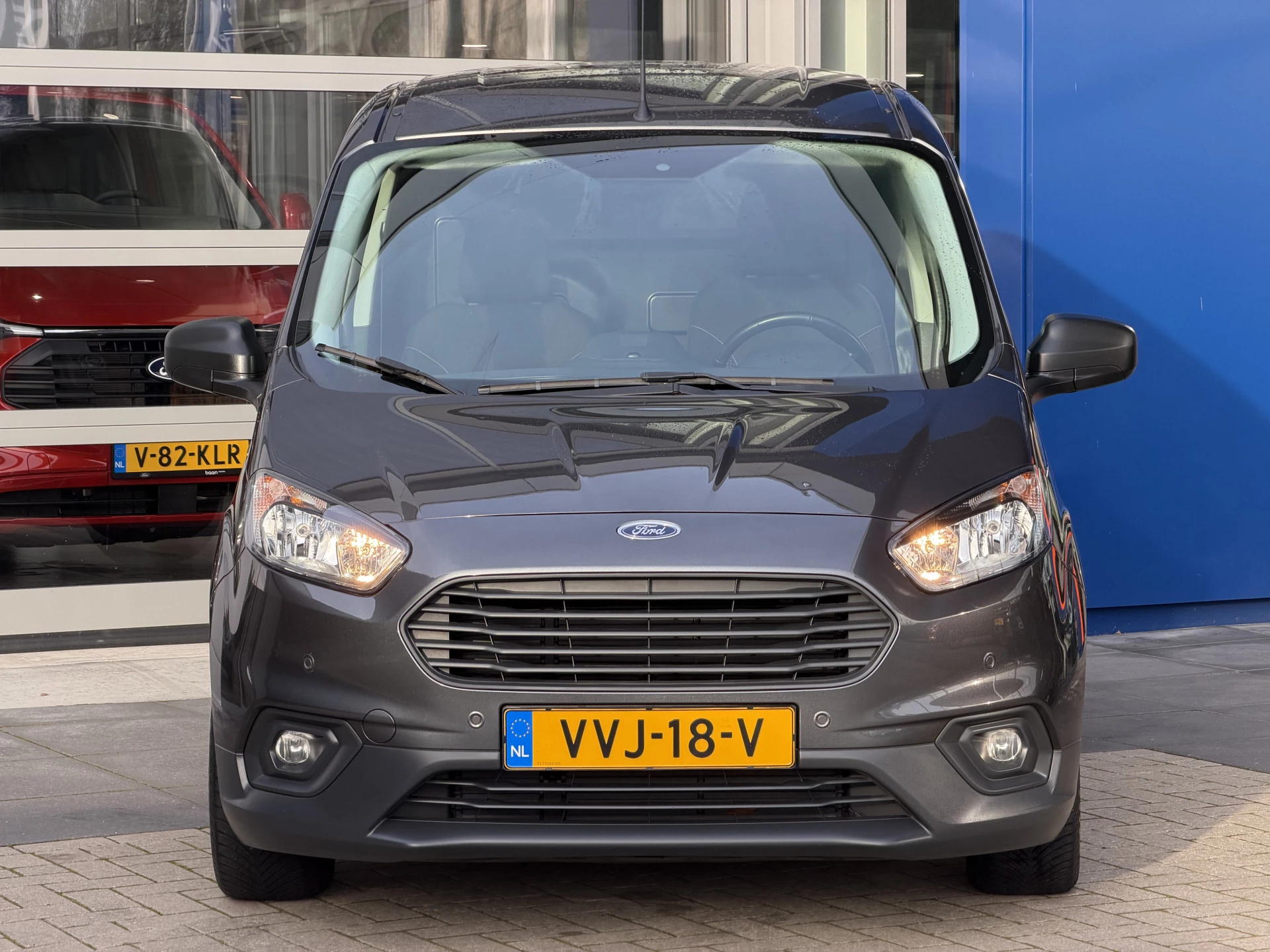 Hoofdafbeelding Ford Transit Courier