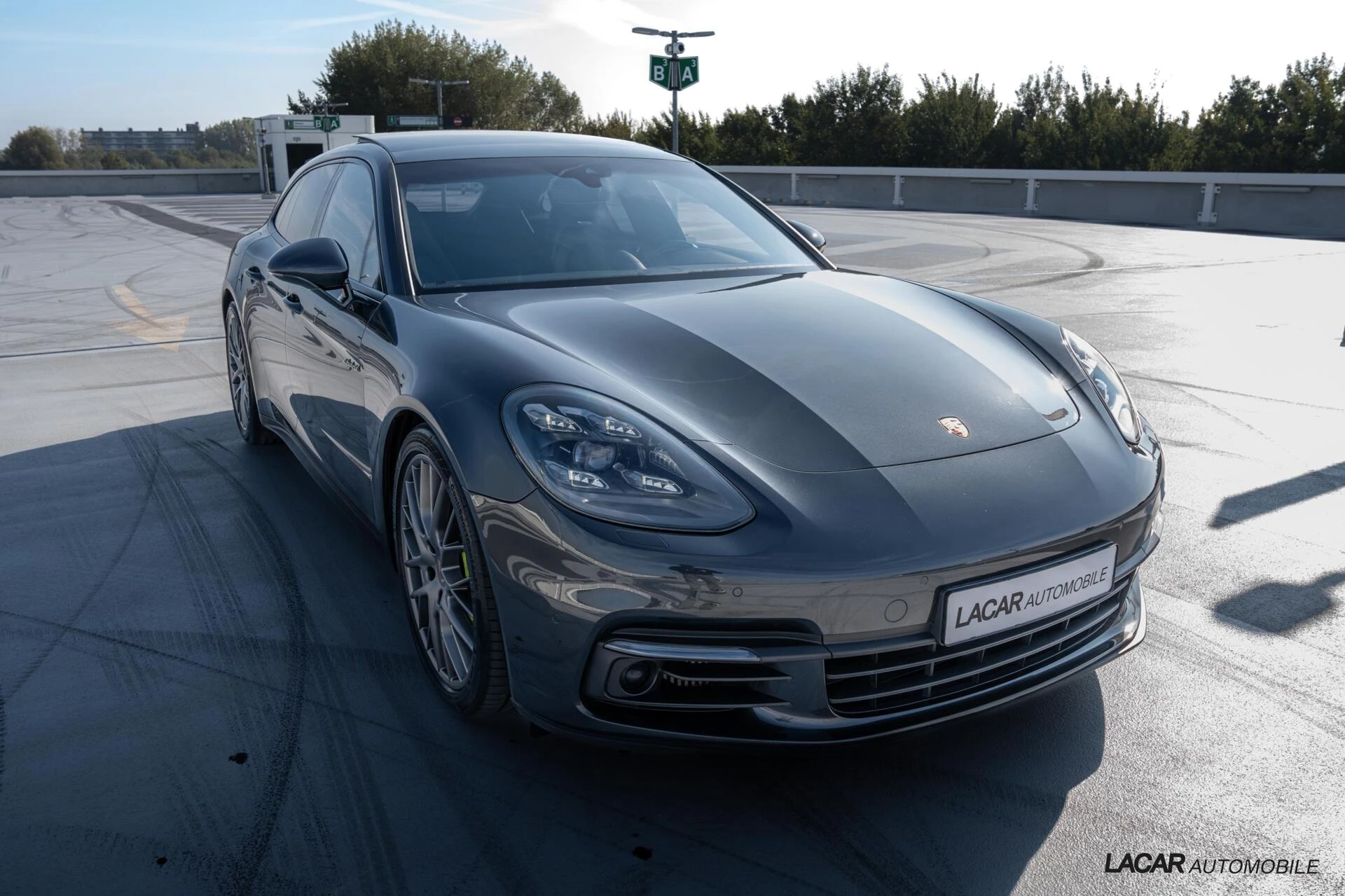 Hoofdafbeelding Porsche Panamera