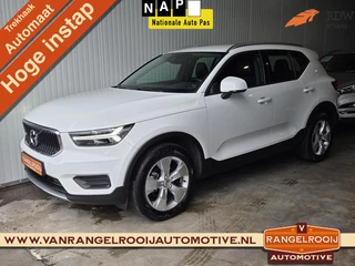 Volvo XC40 1.5 T3 Momentum Pro Aut., ad. cruise, trekh., LED kopl., virtual cockpit