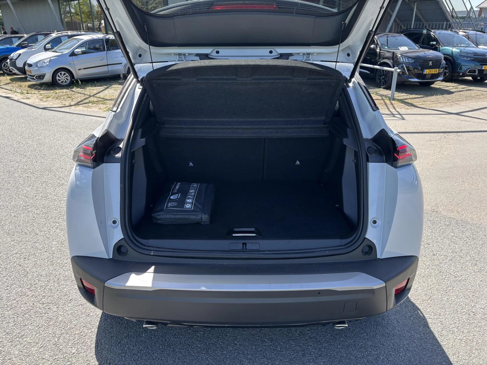 Hoofdafbeelding Peugeot 2008