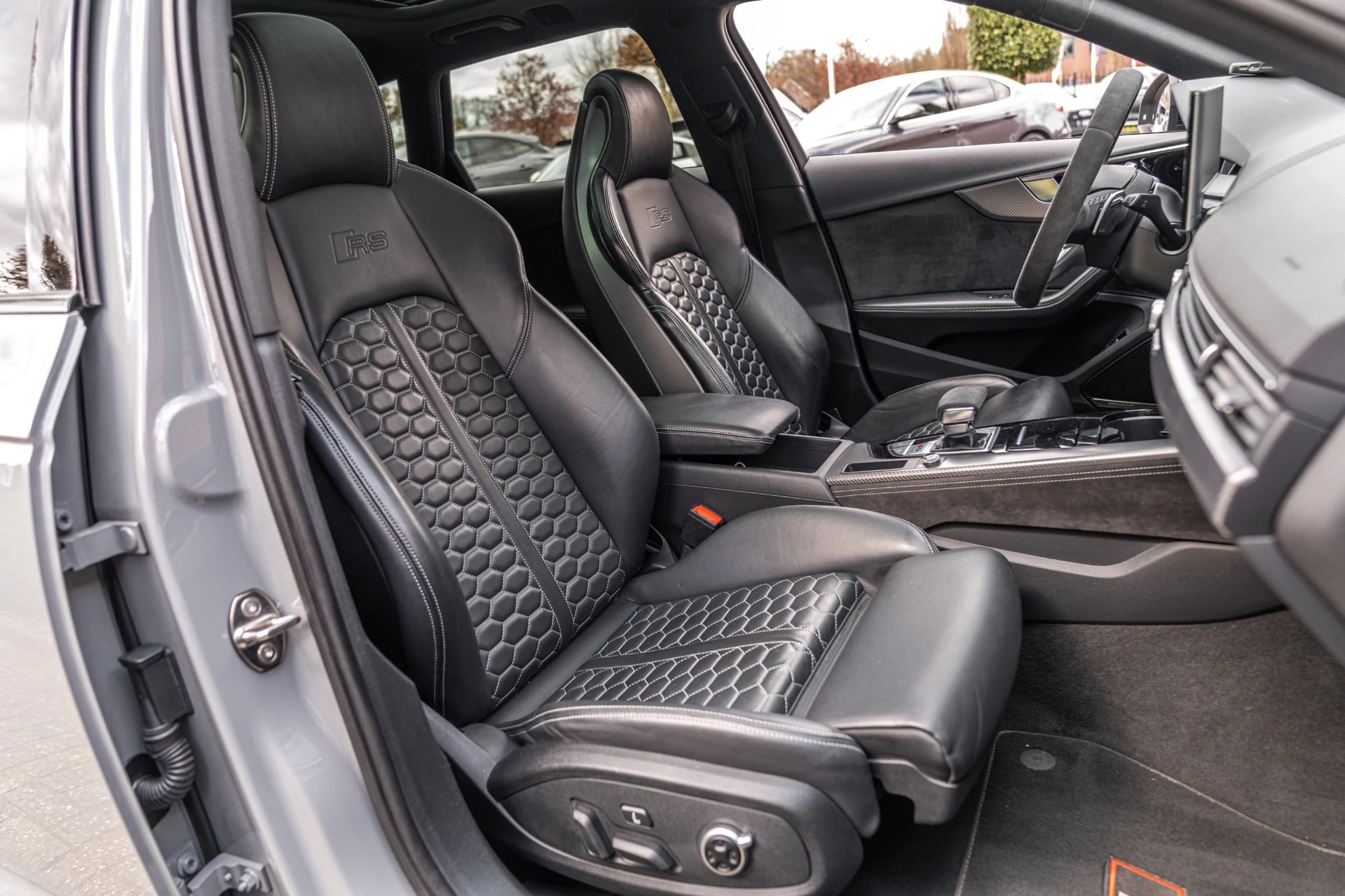 Hoofdafbeelding Audi RS4