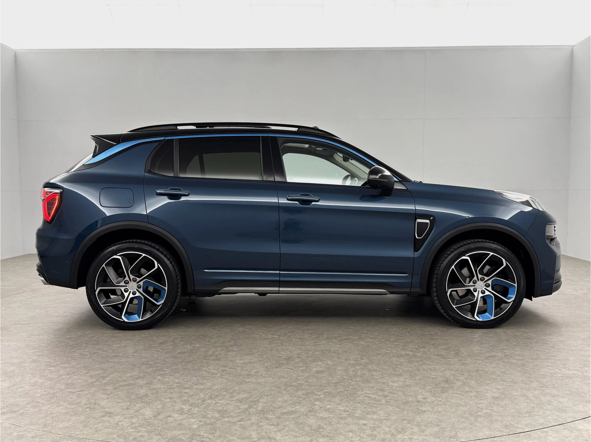 Hoofdafbeelding Lynk & Co 01