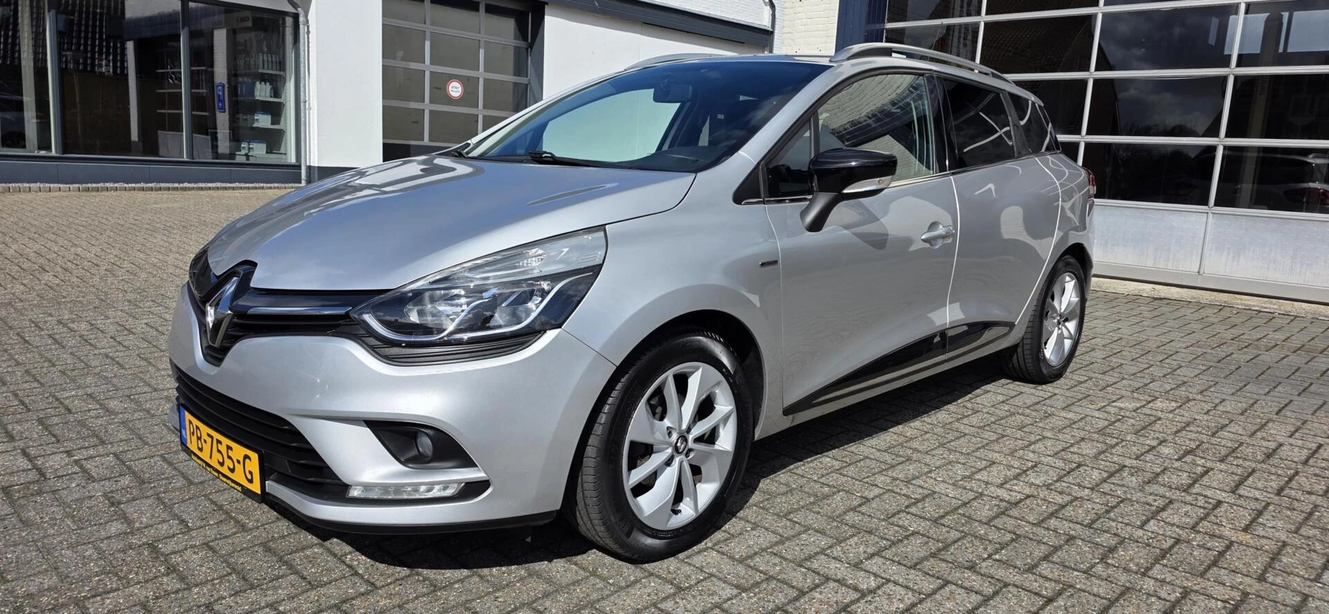 Hoofdafbeelding Renault Clio