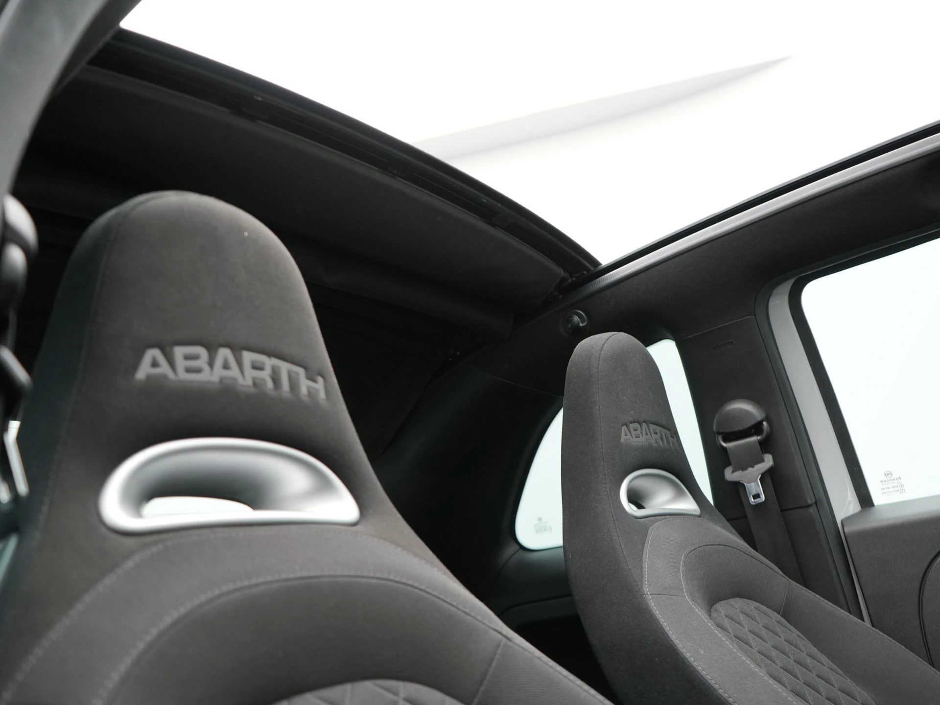 Hoofdafbeelding Abarth 595