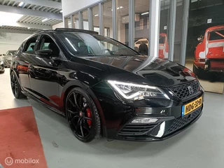 Seat Leon ST 2.0 TSI CUPRA 300 DSG PANORAMA SCHAALSTOELEN SPORTUITLAAT CARPLAY LED VEEL OPTIES