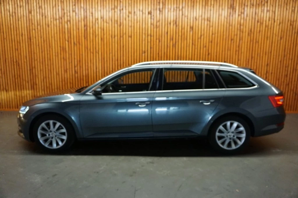 Hoofdafbeelding Škoda Superb