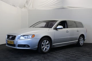 Hoofdafbeelding Volvo V70 Volvo V70 2.0 T5 Momentum Let op! auto rijd niet