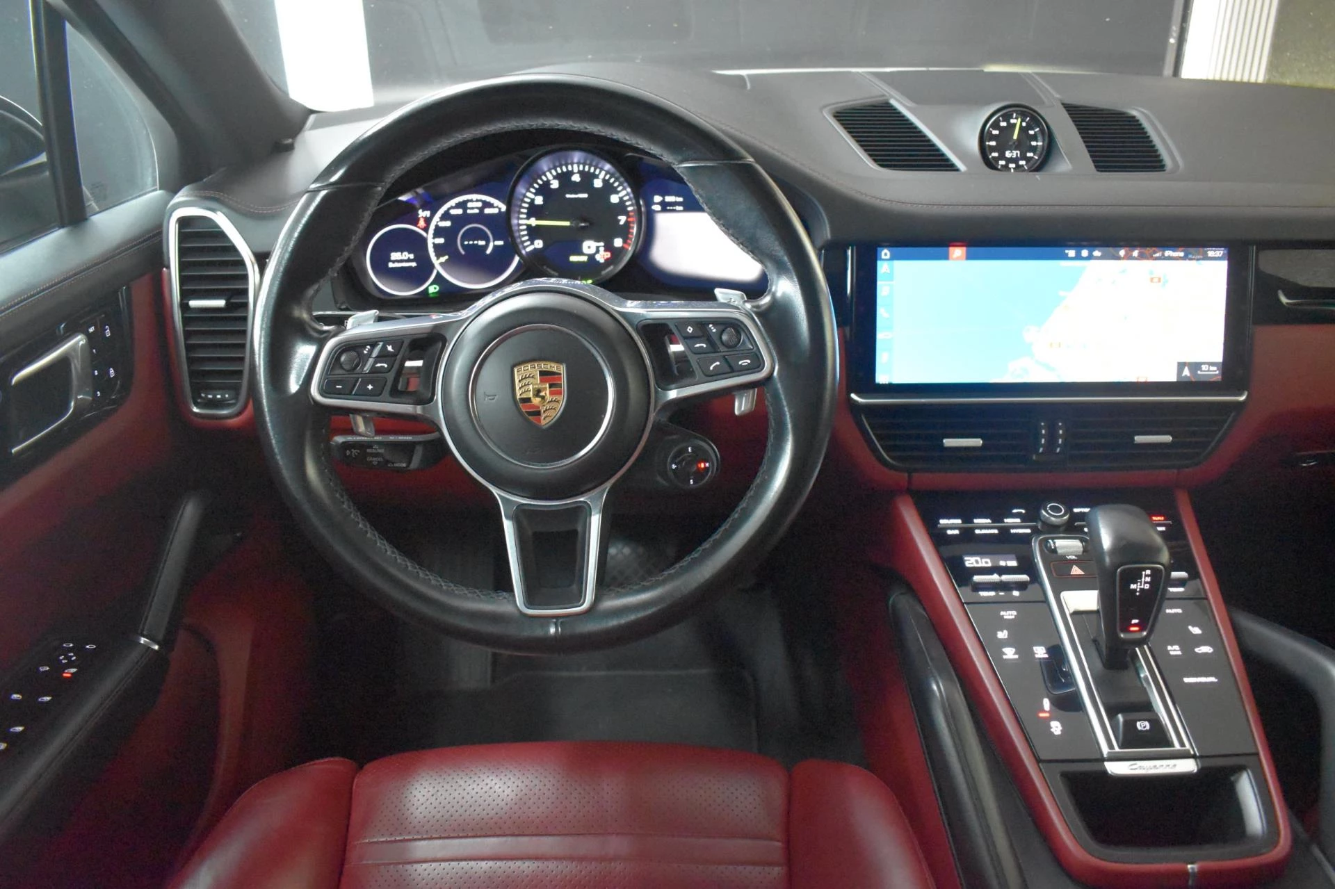 Hoofdafbeelding Porsche Cayenne