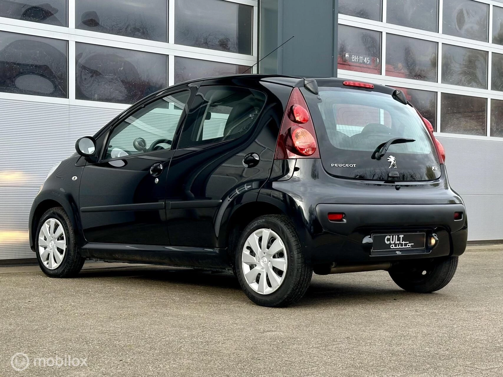 Hoofdafbeelding Peugeot 107