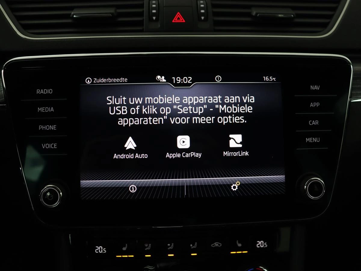 Hoofdafbeelding Škoda Superb