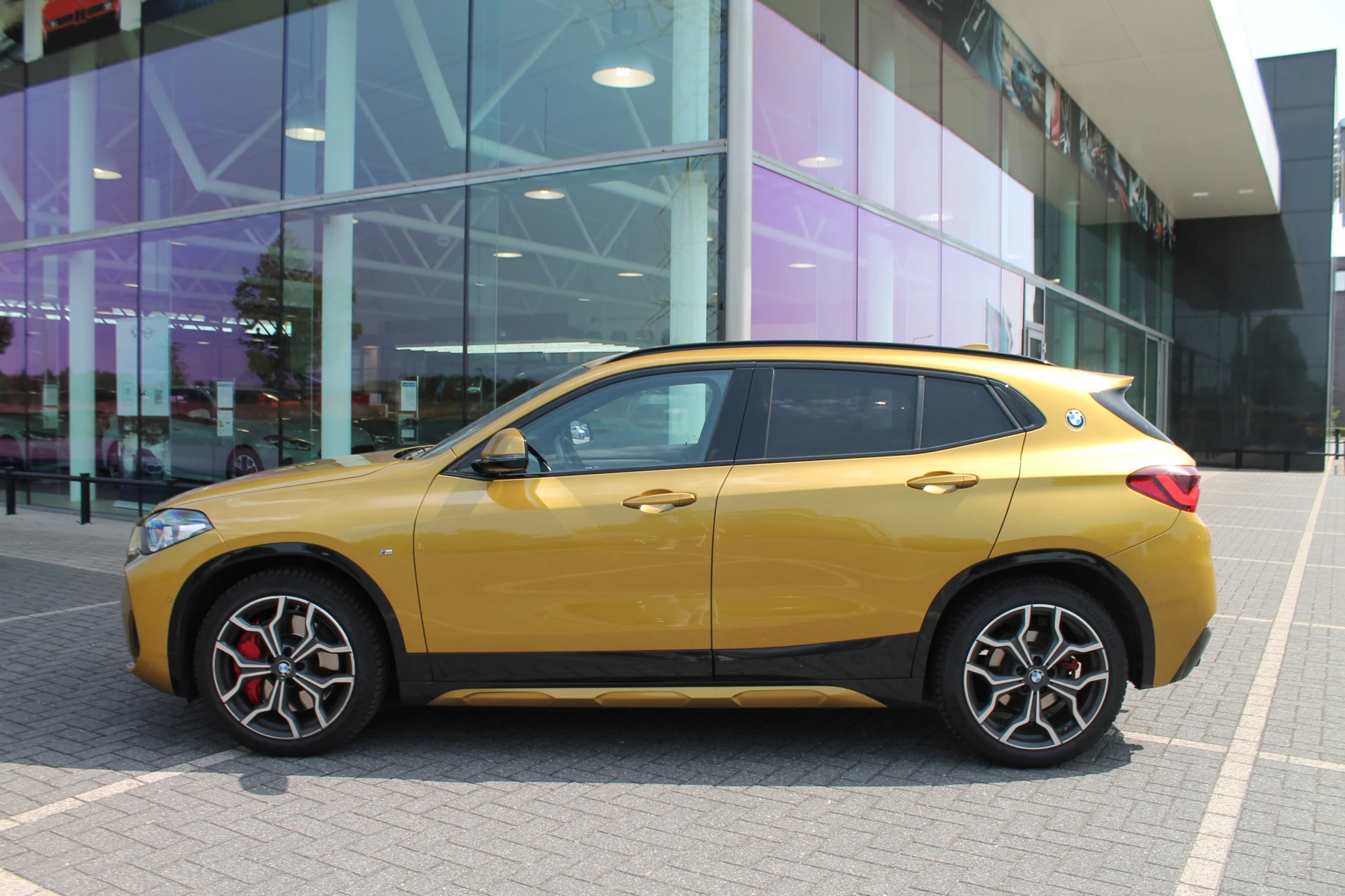 Hoofdafbeelding BMW X2