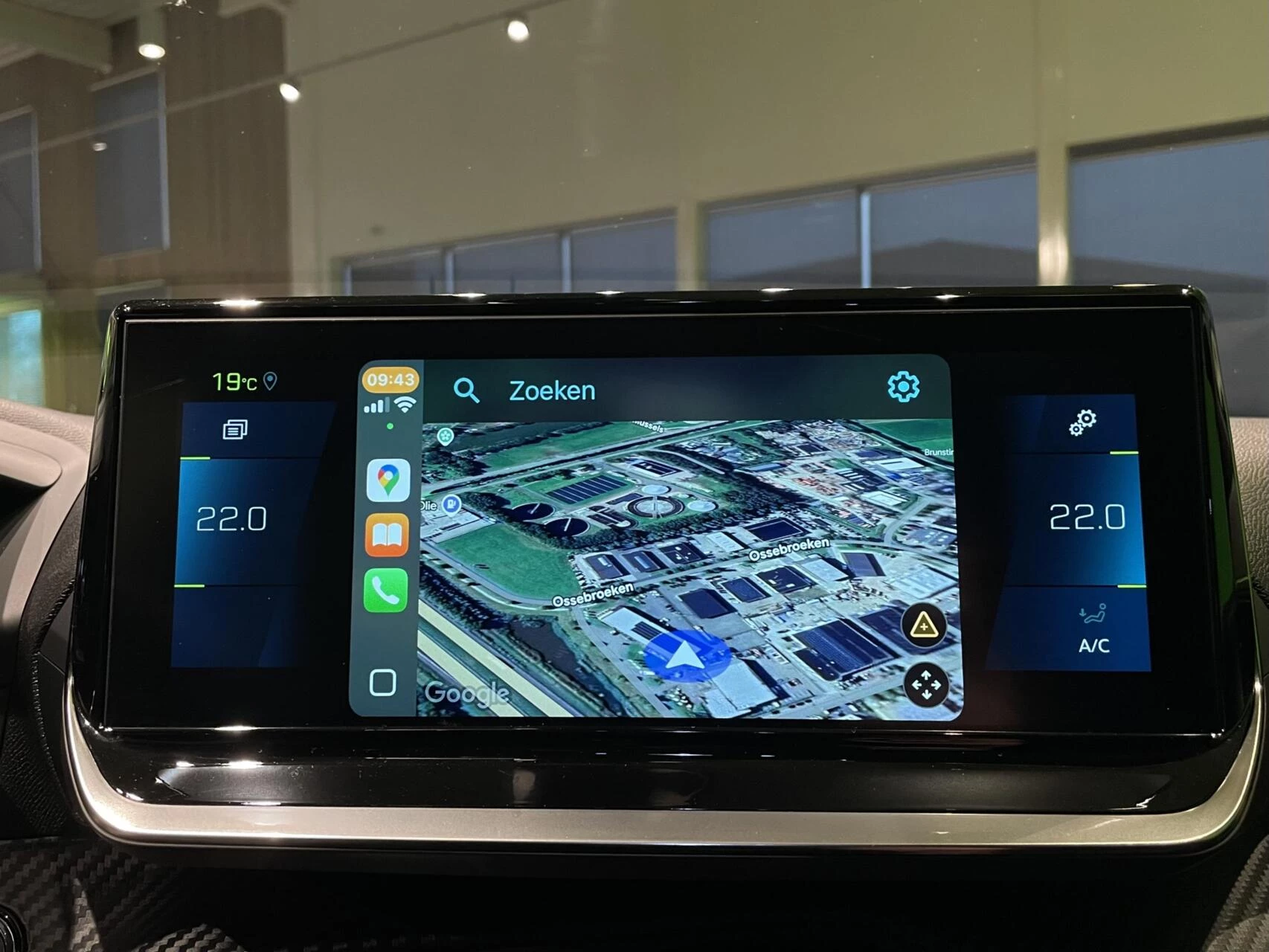 Hoofdafbeelding Peugeot e-208