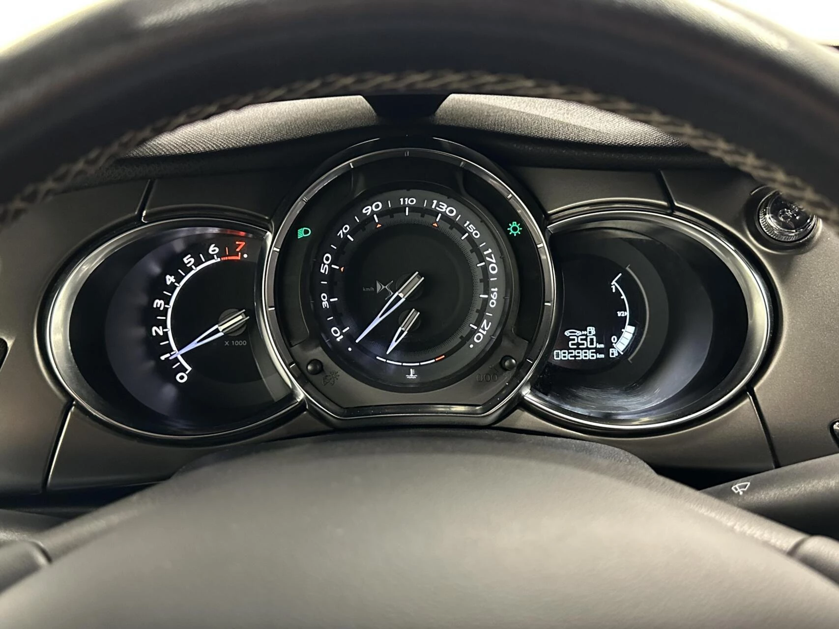 Hoofdafbeelding DS DS 3