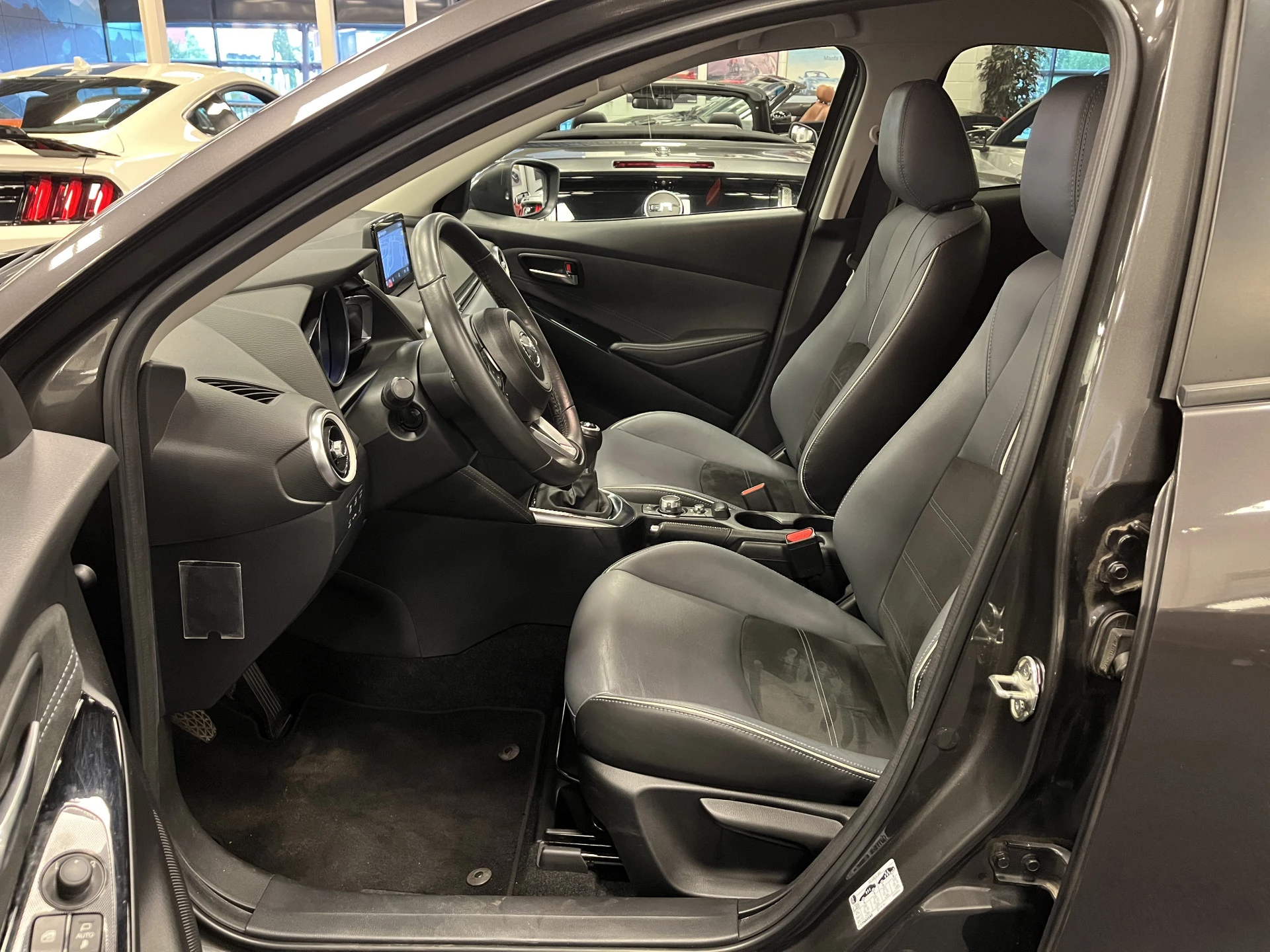 Hoofdafbeelding Mazda 2