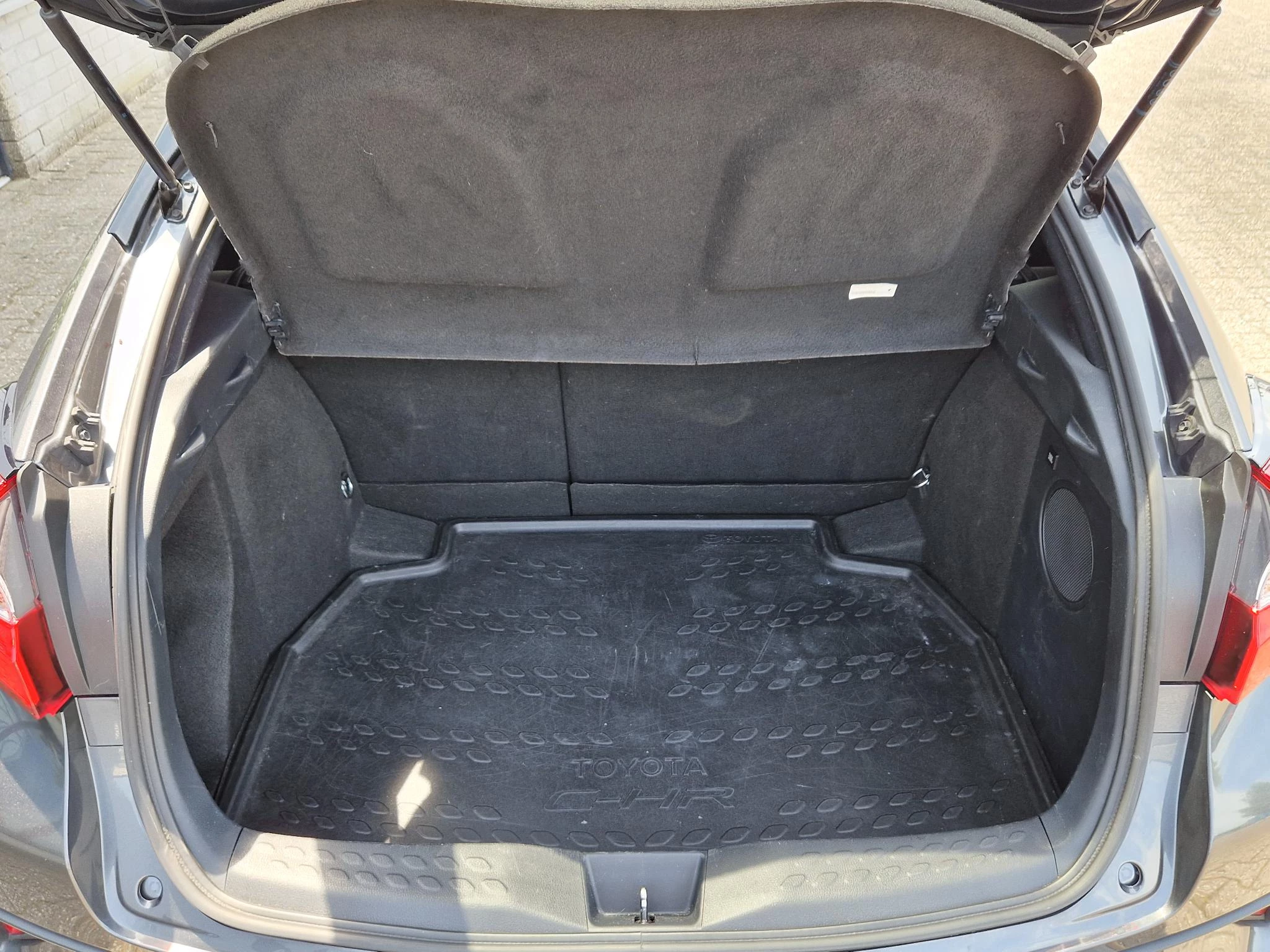 Hoofdafbeelding Toyota C-HR