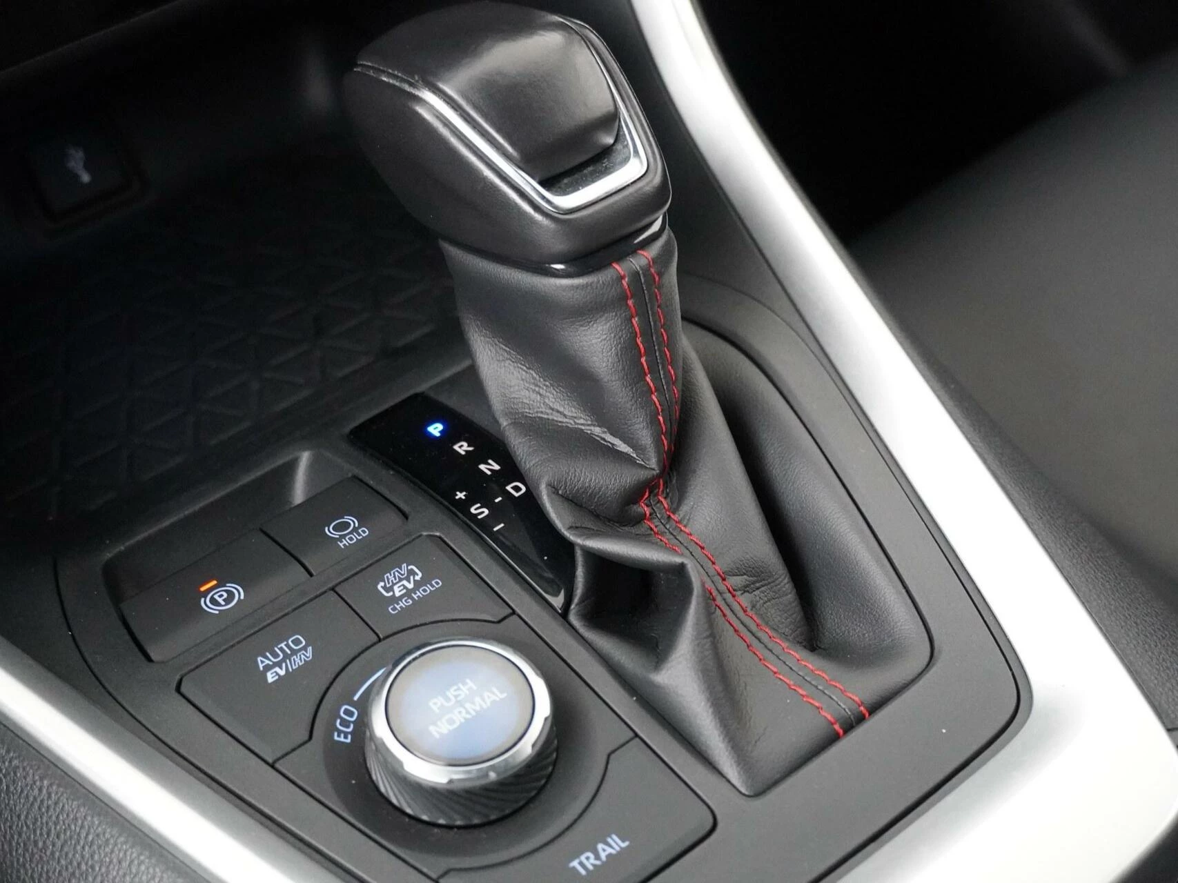 Hoofdafbeelding Suzuki Across