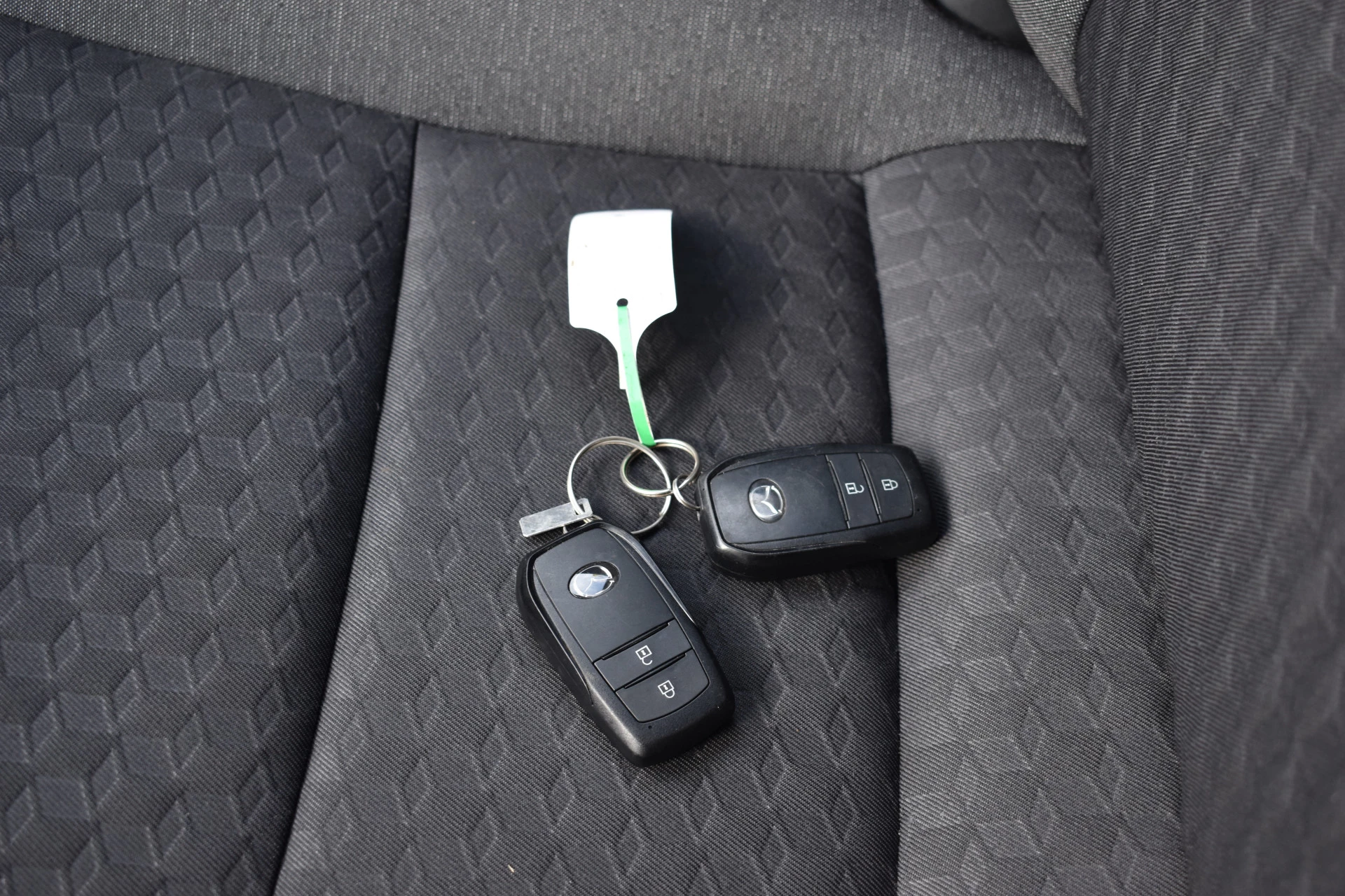 Hoofdafbeelding Mazda 2 Hybrid