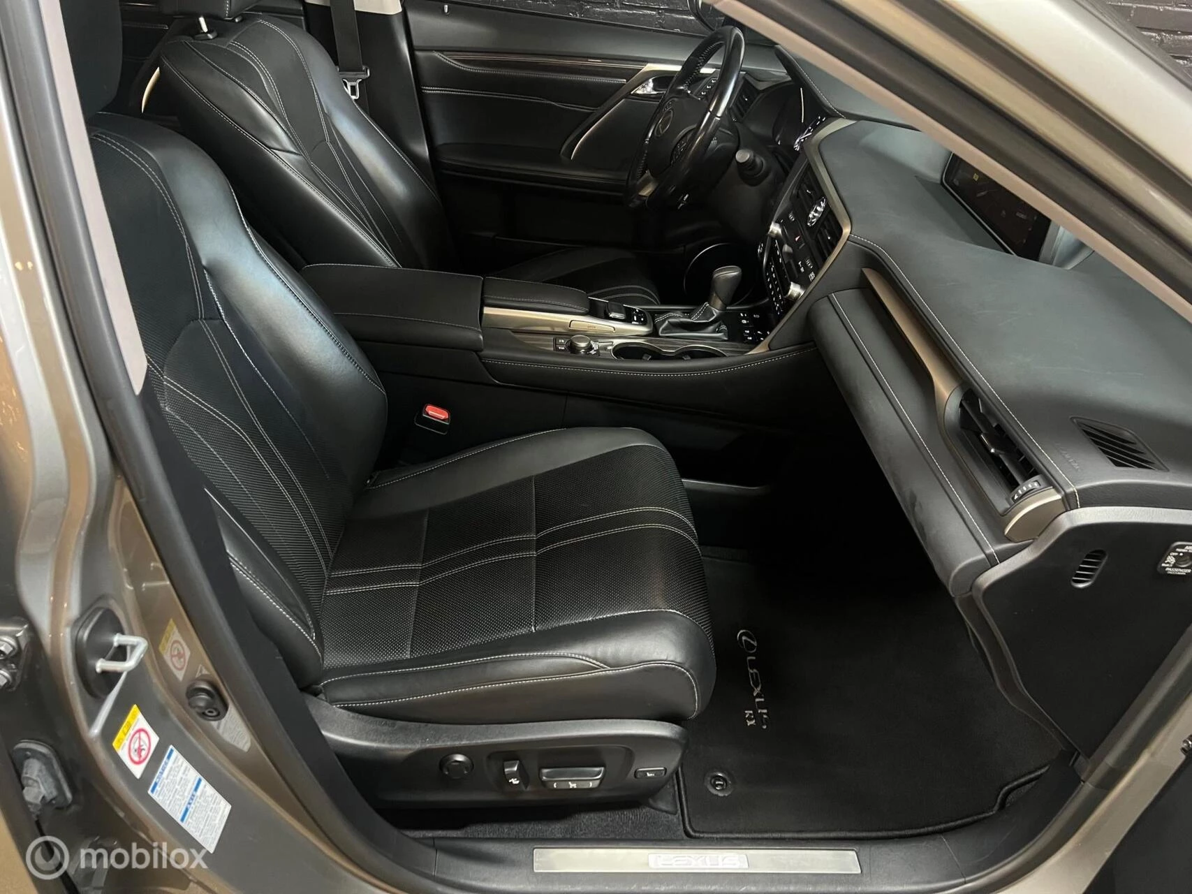 Hoofdafbeelding Lexus RX