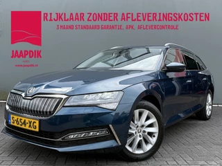 Škoda Superb Combi BWJ 2023 1.4 TSI iV 157 PK Business Edition Plus TREKHAAK / APPLE CARPLAY / ANDROID AUTO / NAVI / CLIMA / ADAPTIVE CRUISE / ELEKTRISCHE STOEL / STOELVERW. / STUURVERW. / HALF LEDER / DAB / CAMERA / KEYLESS / LMV / PDC